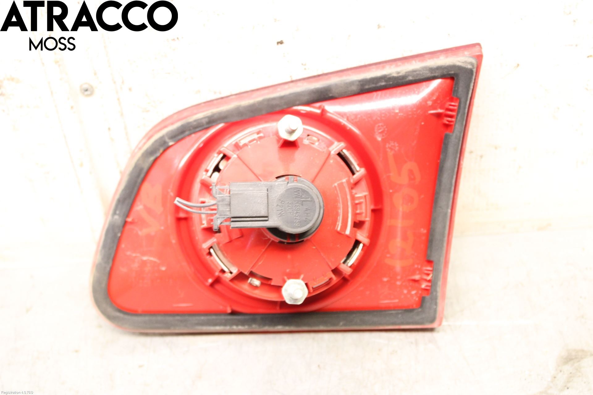 Volkswagen VW PASSAT 05-11 Baklykt Venstre  På Luke(Indre