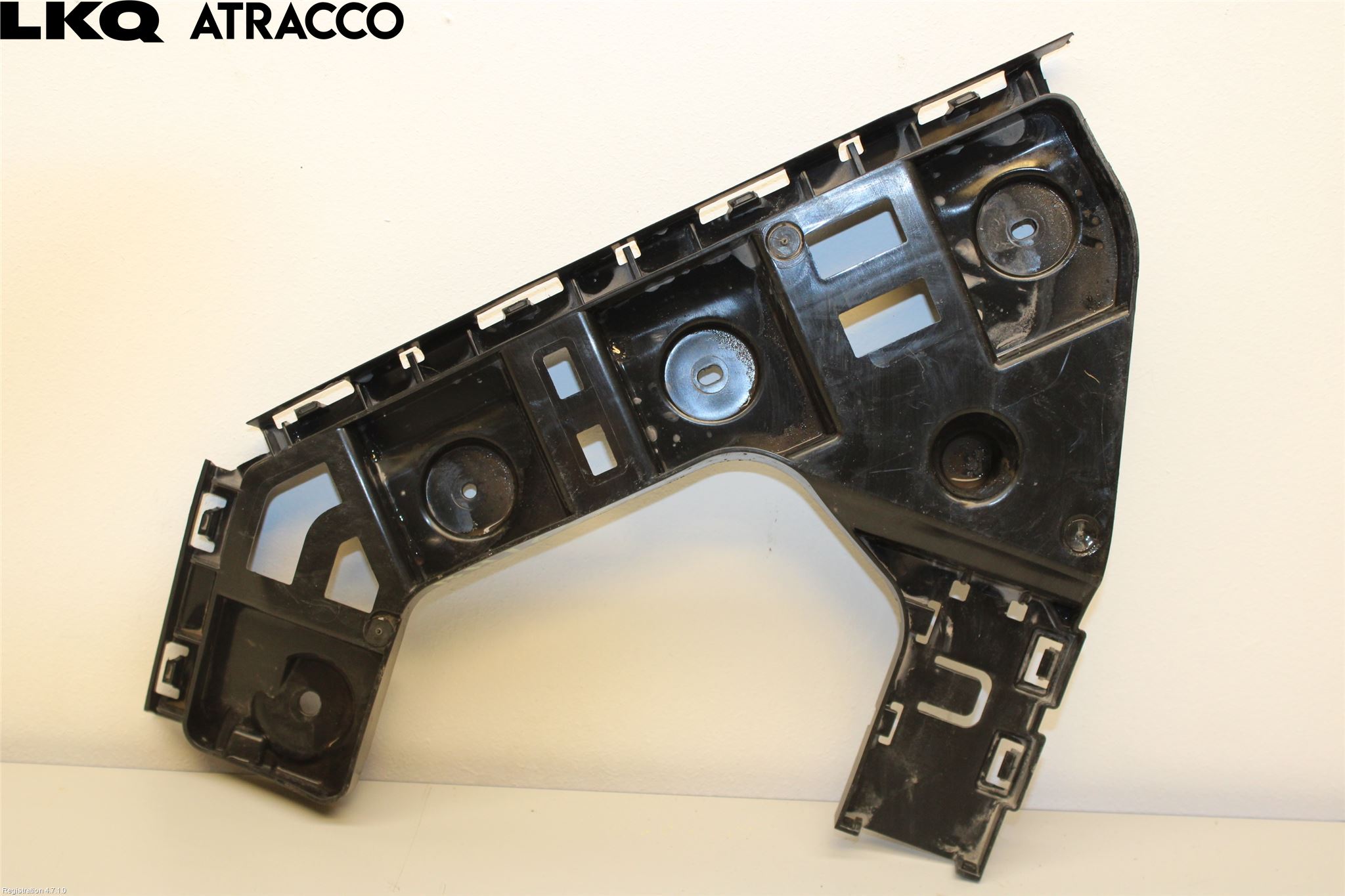 Volkswagen VW ID.4 21- Støtfangerfeste Bak Høyre