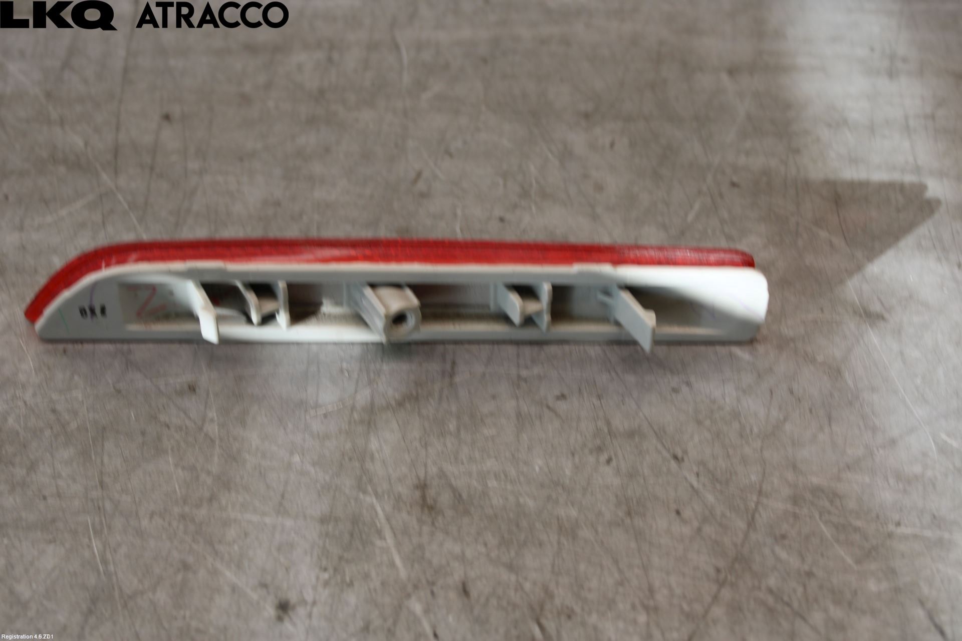 Nissan LEAF 18- Refleks Bak