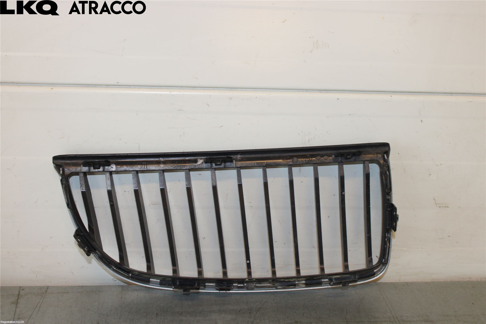 BMW 3 E90/91 SED/TOU 05-12 Grilldel Venstre