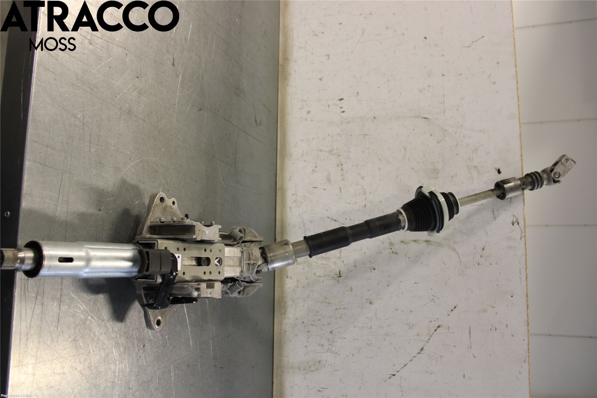 Mercedes-Benz MB C-KLASS (W205) 14-21 Rattakselaggregat Justerbart