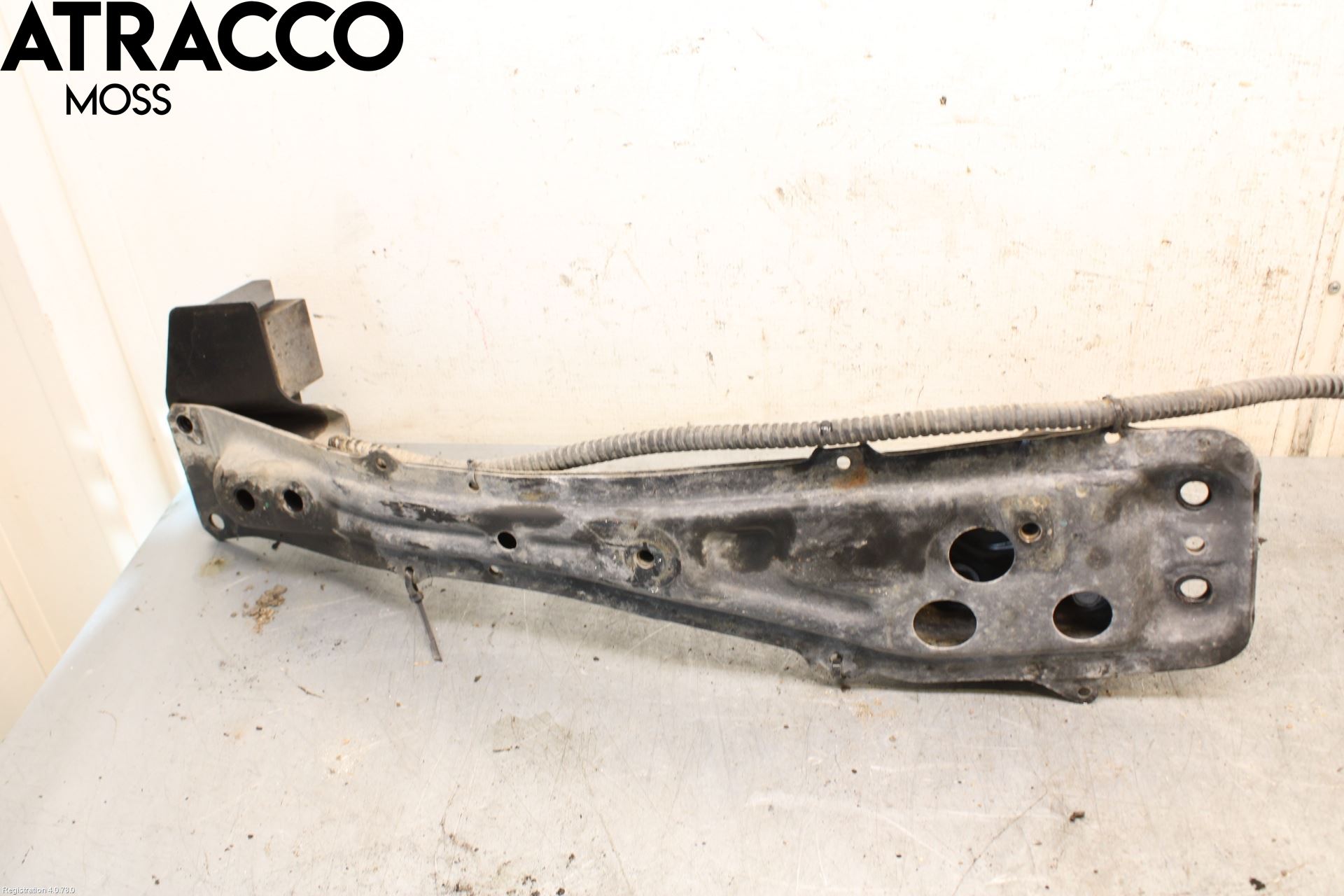 Toyota AVENSIS 07-08 Forstillingsbjelke(Tvergående)