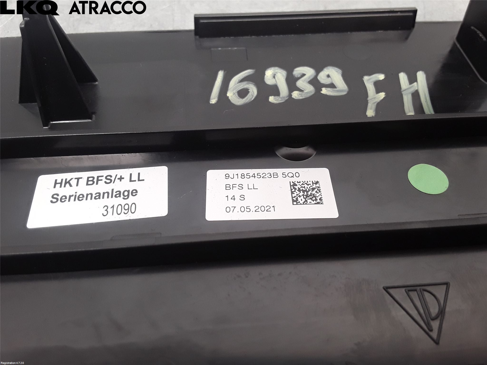 Porsche TAYCAN 20- Innr Dekor Instrbord