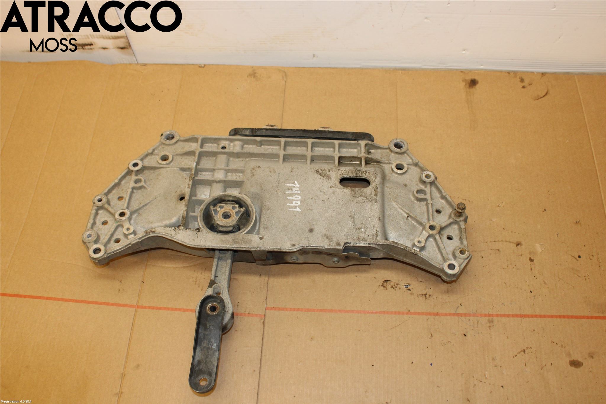 Volkswagen VW SCIROCCO 09-17 Travers Feste