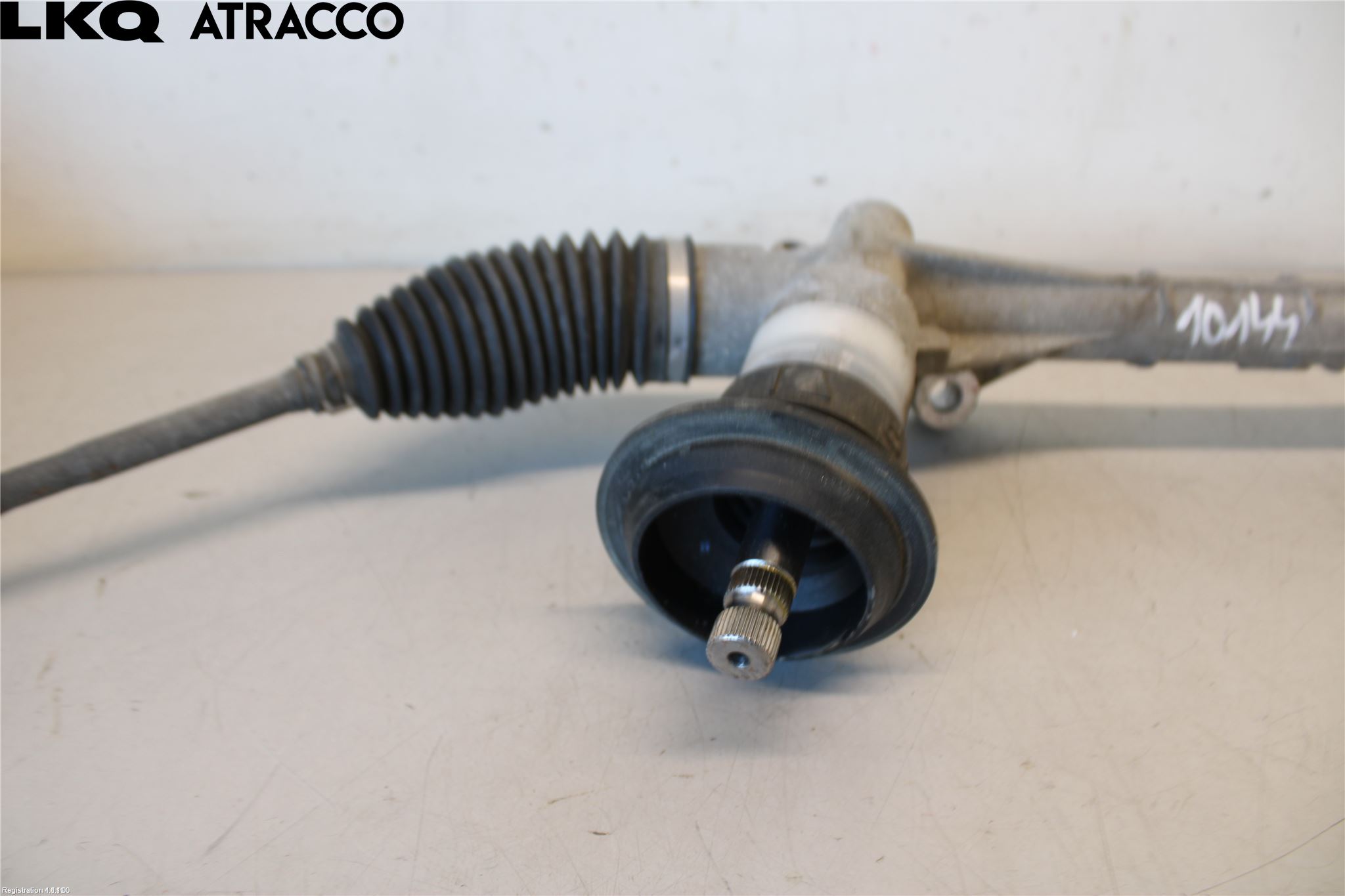 Mitsubishi OUTLANDER 13-21 Servo Snekke - Tannstang
