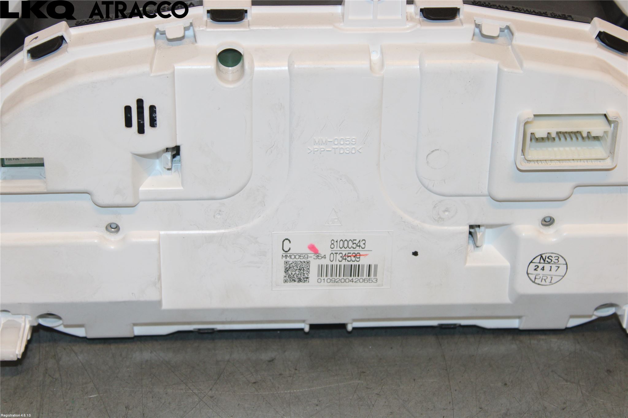 Mitsubishi OUTLANDER 13-21 Instr Kombinert