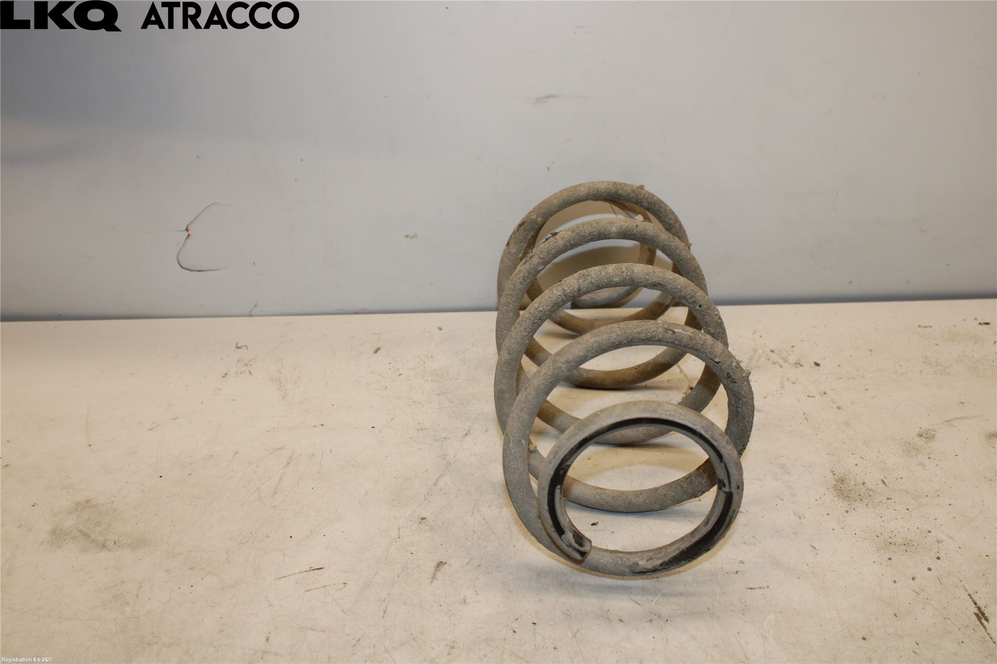 Nissan NV250 20-22 Fjær Bak