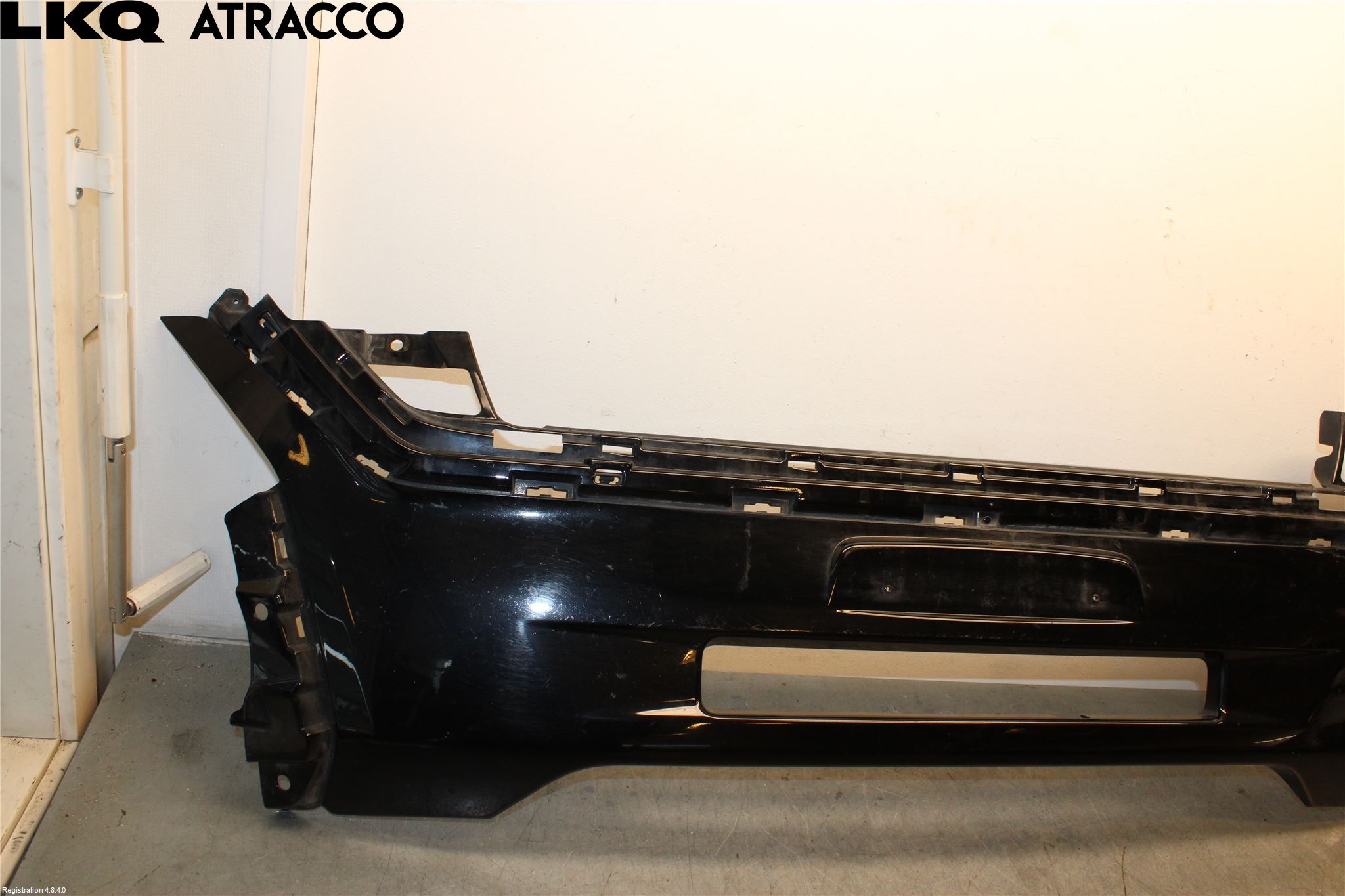 Mitsubishi OUTLANDER 13-21 Støtfanger Foran Plastdeksel