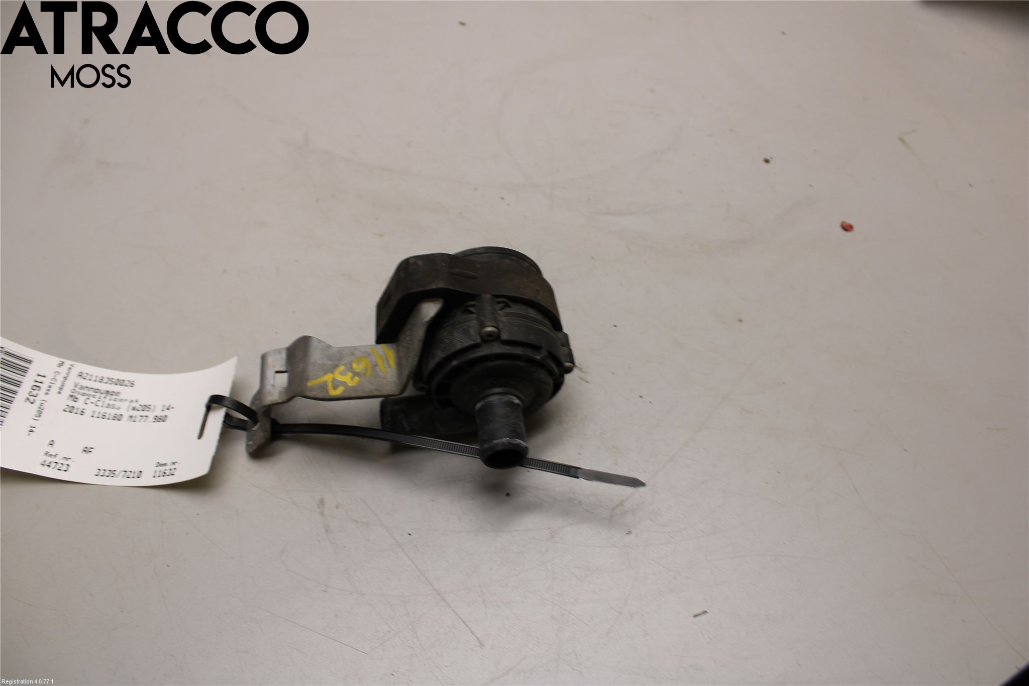 Mercedes-Benz MB C-KLASS (W205) 14-21 Vannpumpe
