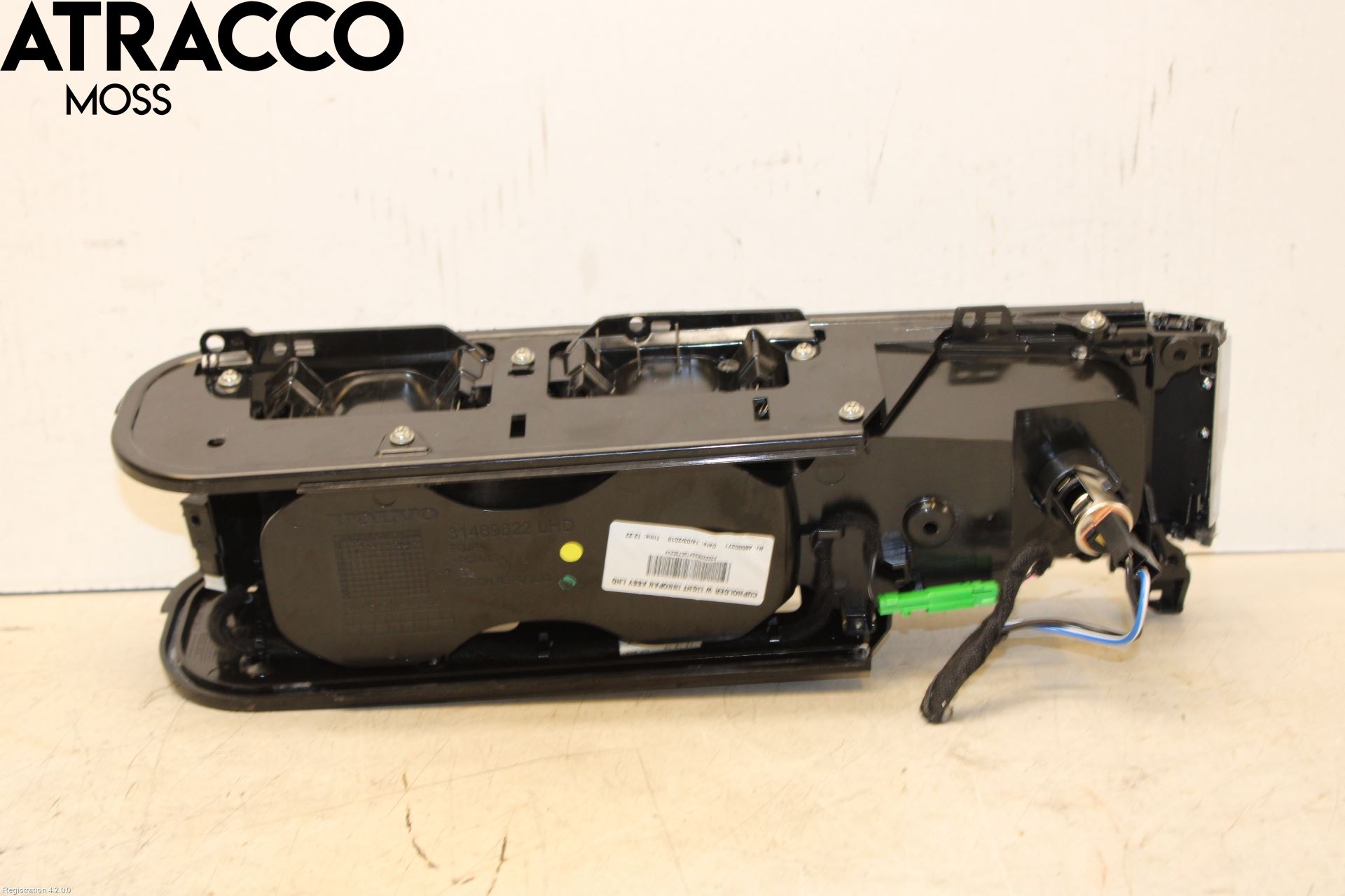 Volvo XC60 18- Innr Koppholder