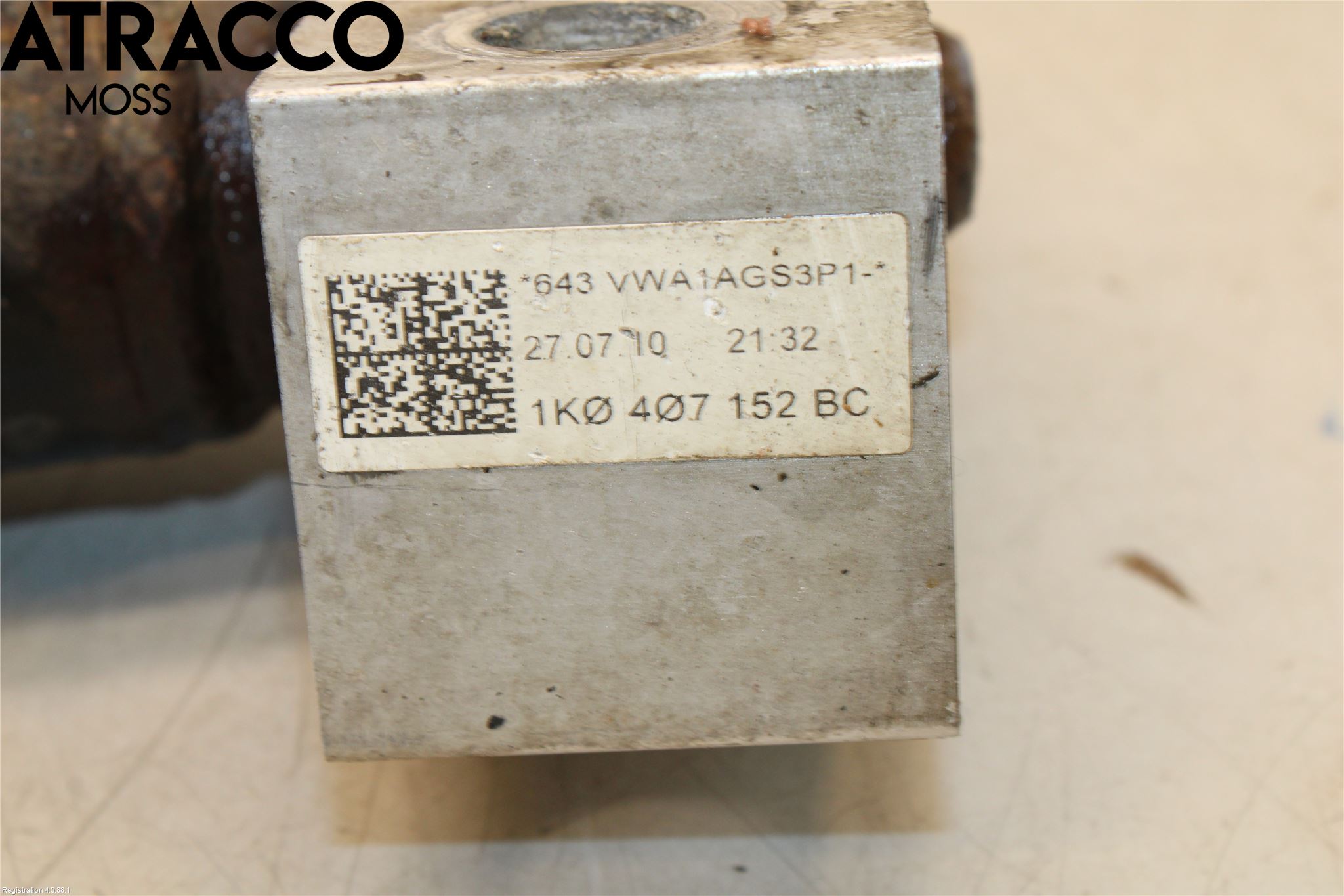 Volkswagen VW GOLF VI 09-13 Bærearm Foran Høyre Nedre