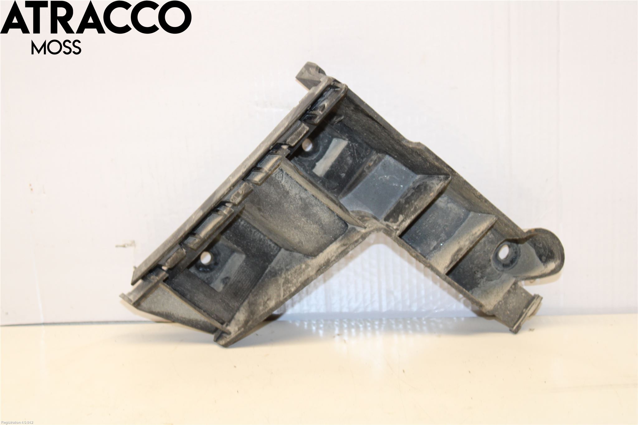 Volvo V70 08-13 Støtfangerfeste Bak Venstre