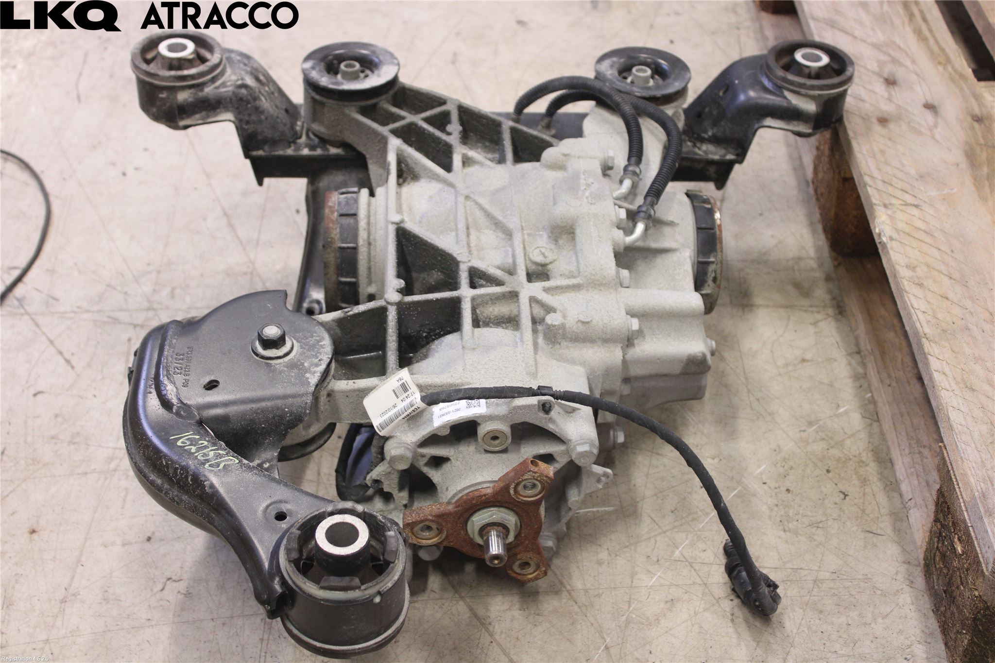 Volkswagen VW CADDY 21- Bakaksel Kardang Bak -Diff