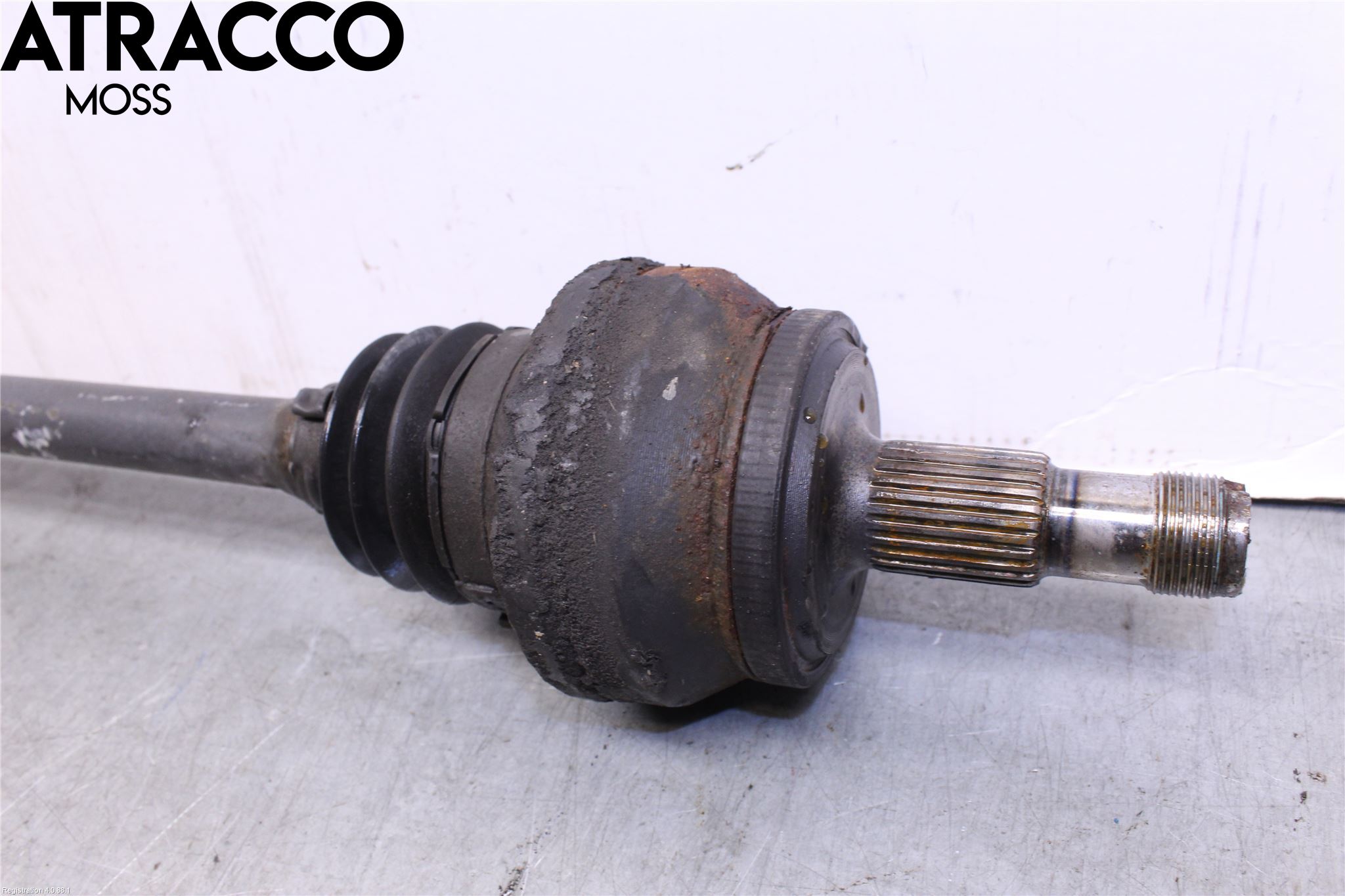 Mercedes-Benz MB E-KLASS (W212) 09-16 Drivaksel Bak Kompl Høyre