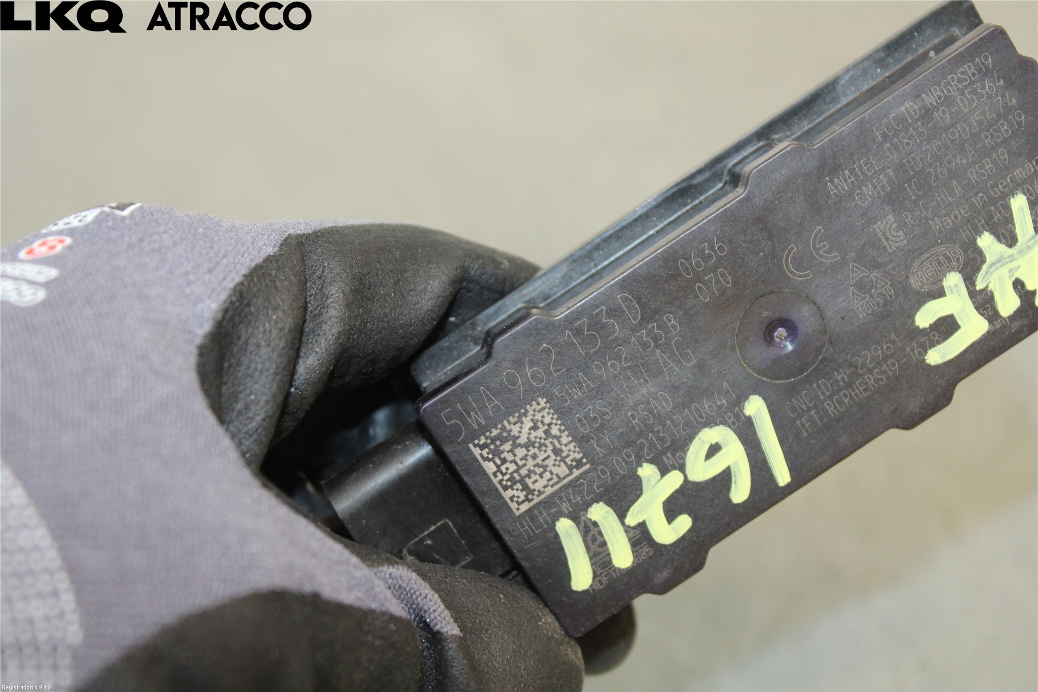 Audi Q4 E-TRON FZ 22- Antenn El