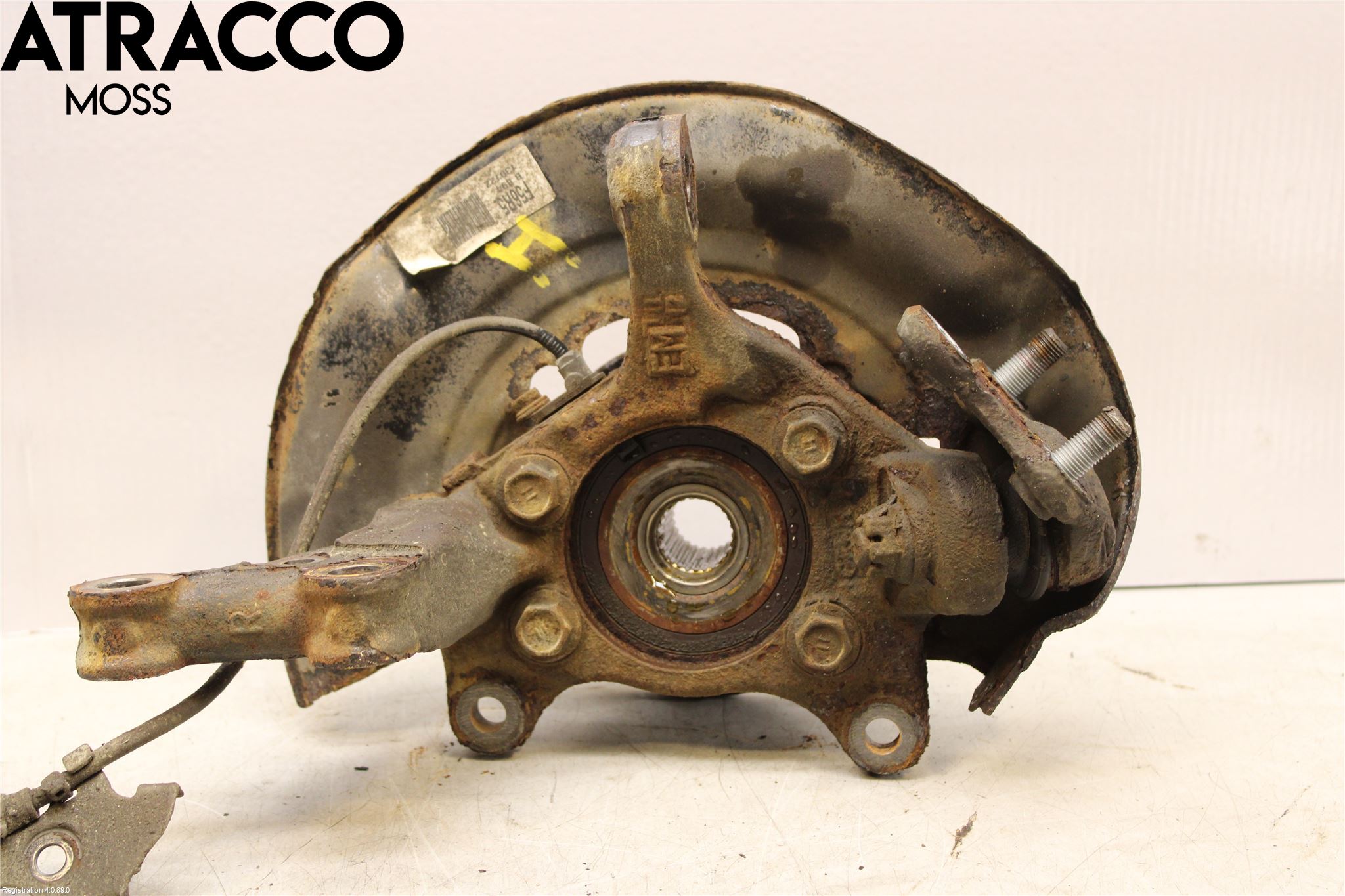 Toyota AURIS 13-19 Spindel Hf