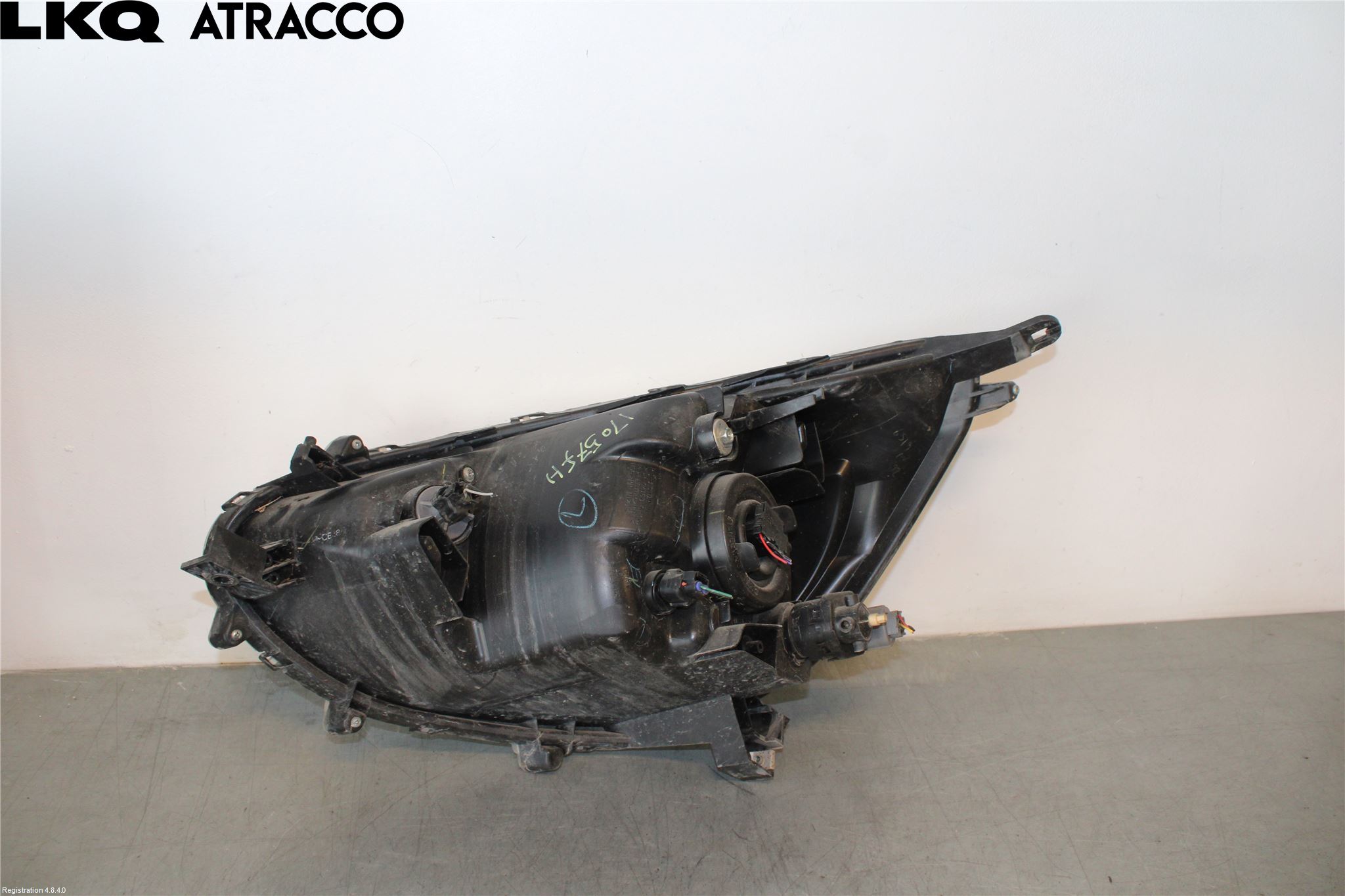 Mitsubishi SPACE STAR 98-05 Frontlykt Høyre