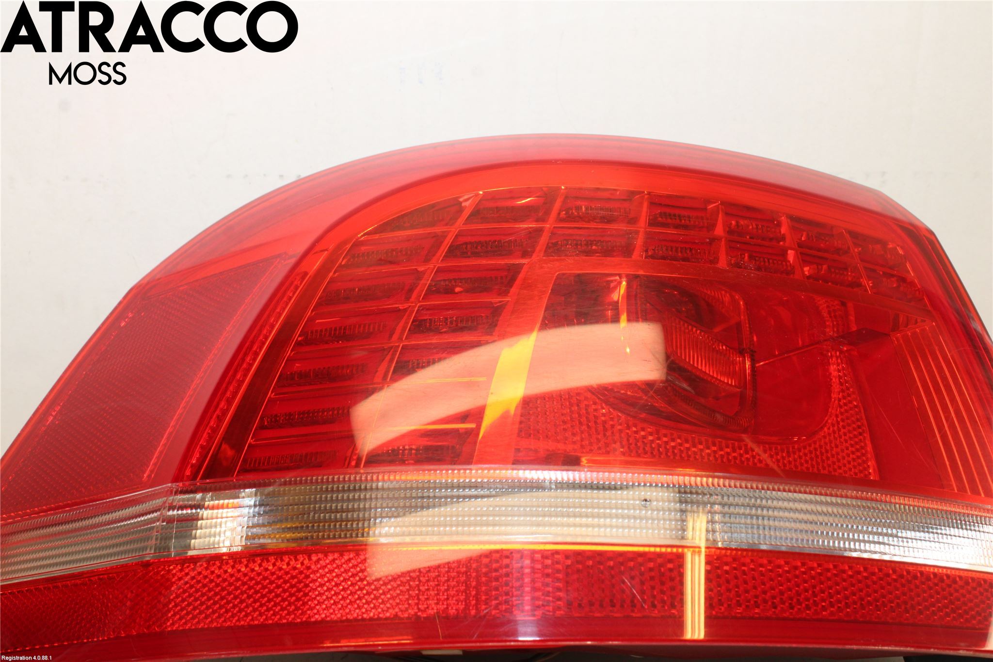 Volkswagen VW PASSAT 11-14 Baklykt Venstre