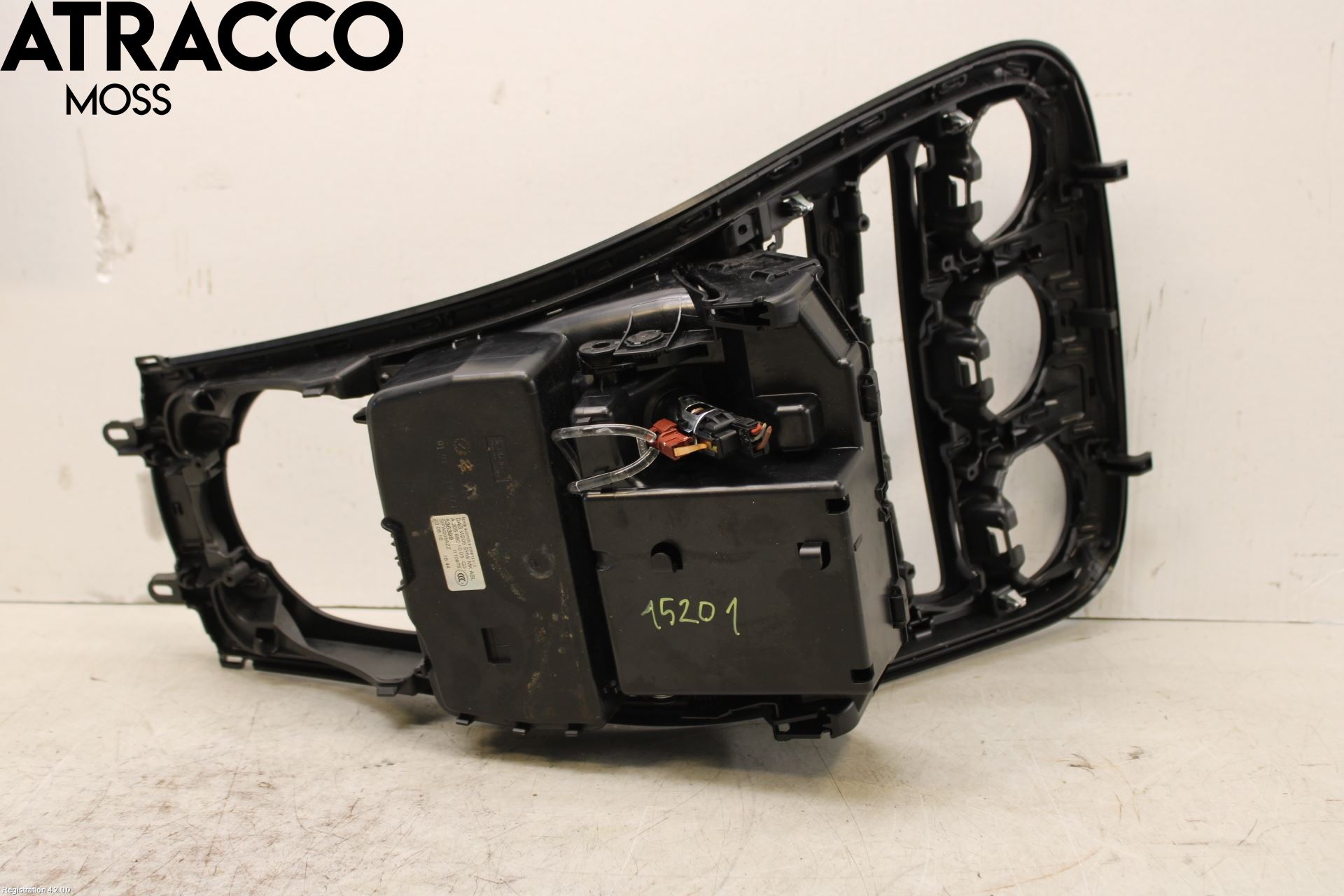 Mercedes-Benz MB C-KLASS (W205) 14-21 Instrumentkonsoll Midt