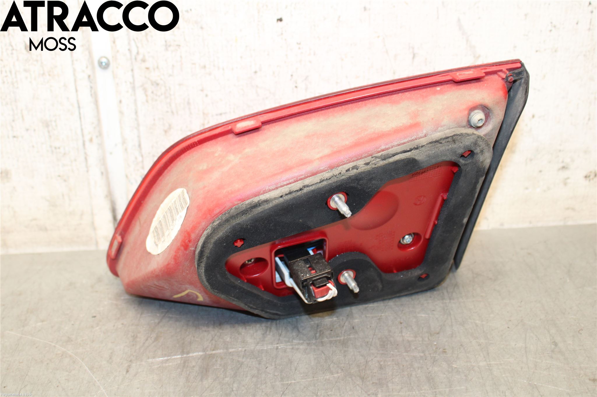 Volkswagen VW PASSAT 11-14 Baklykt Venstre  På Luke(Indre