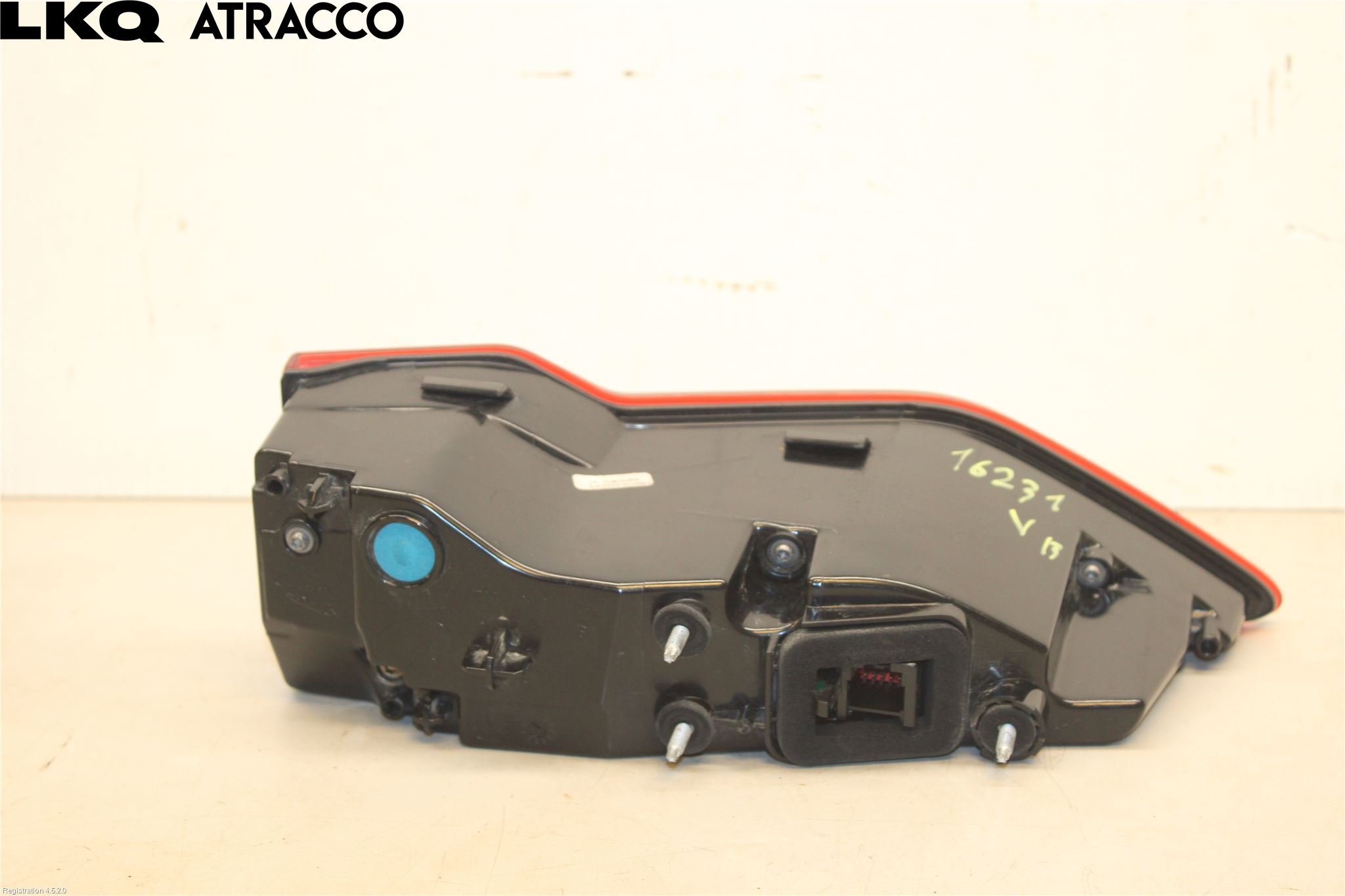 Jaguar I-PACE 18- Baklykt Venstre  På Luke(Indre