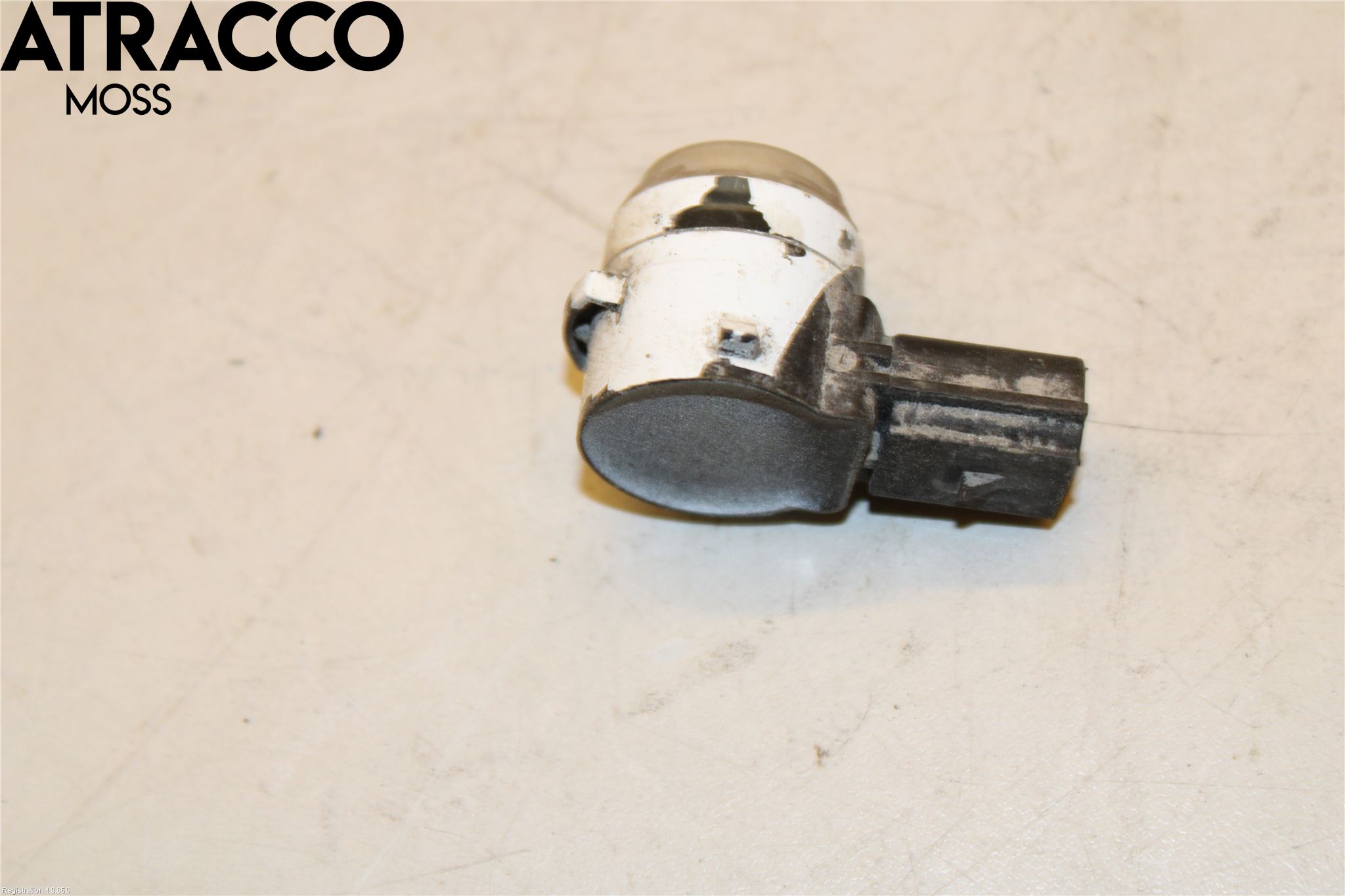 Ford TRANSIT SKÅP/BUSS 14-22 Sensor Parkering Front