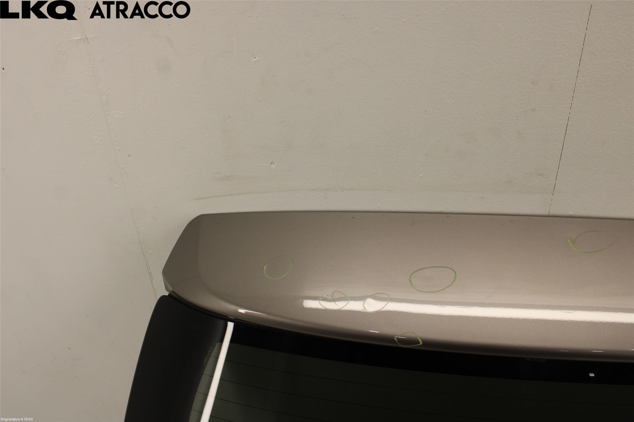 Toyota AURIS 13-19 Bakluke Koffertlokk