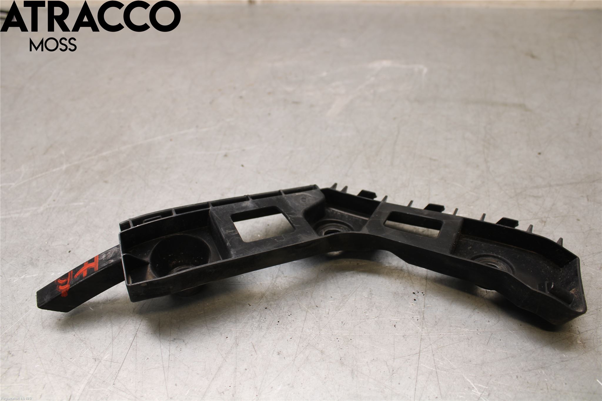 Volkswagen VW GOLF / E-GOLF VII 13-20 Støtfanger Bak Feste