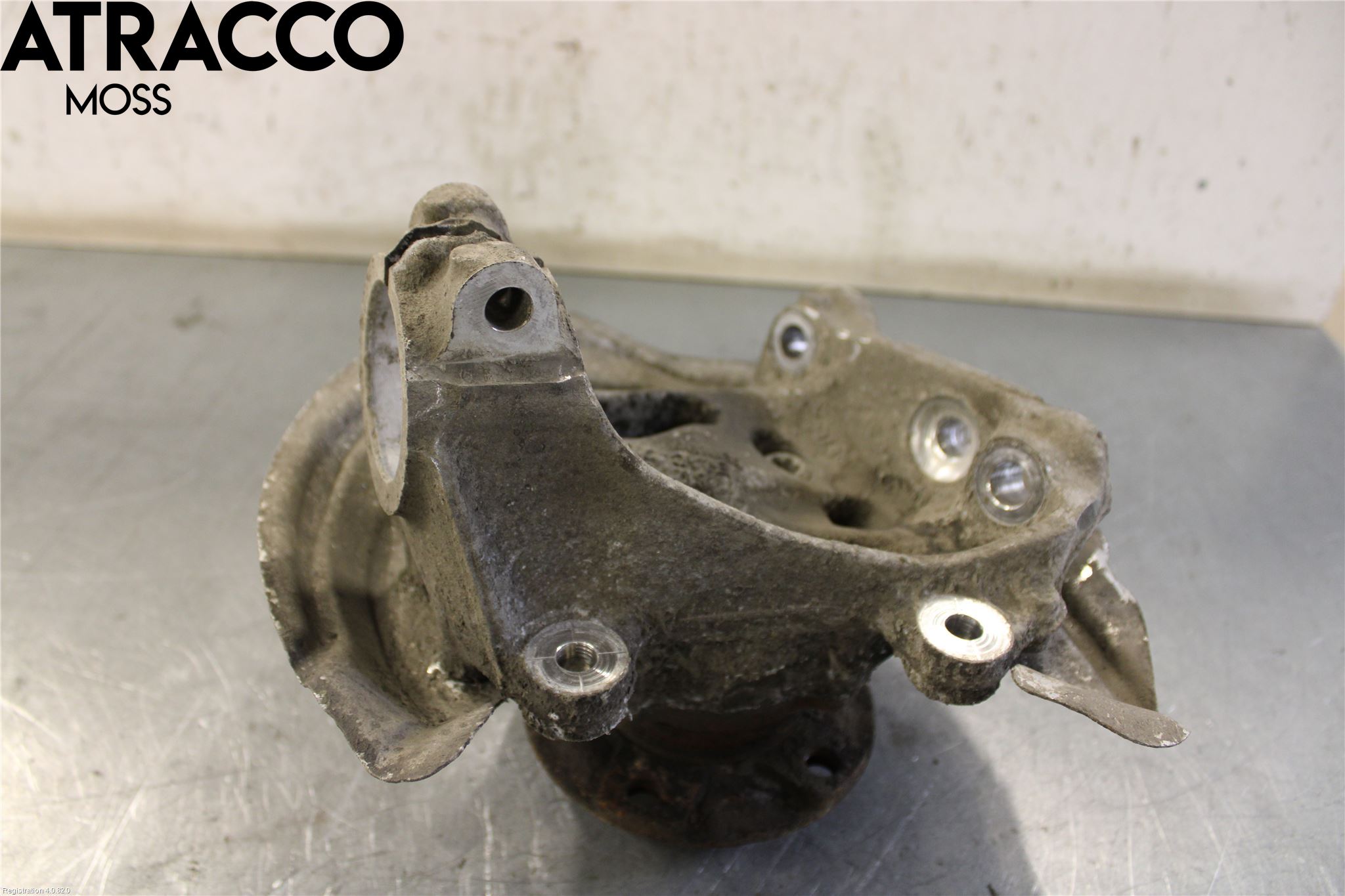 BMW 3 F30/F31/F80 12-19 Spindel Vf