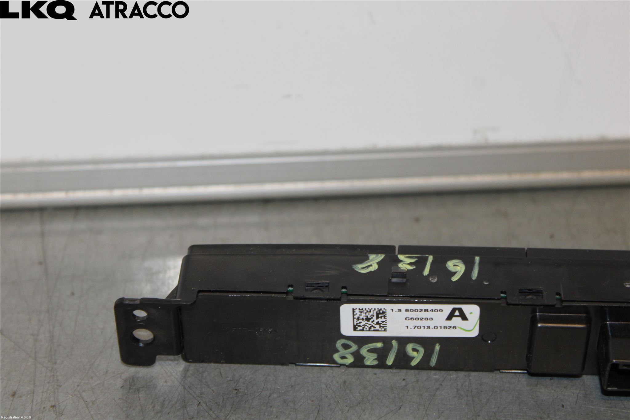 Mitsubishi OUTLANDER 13-21 Bryter Varsel (Nødblink)