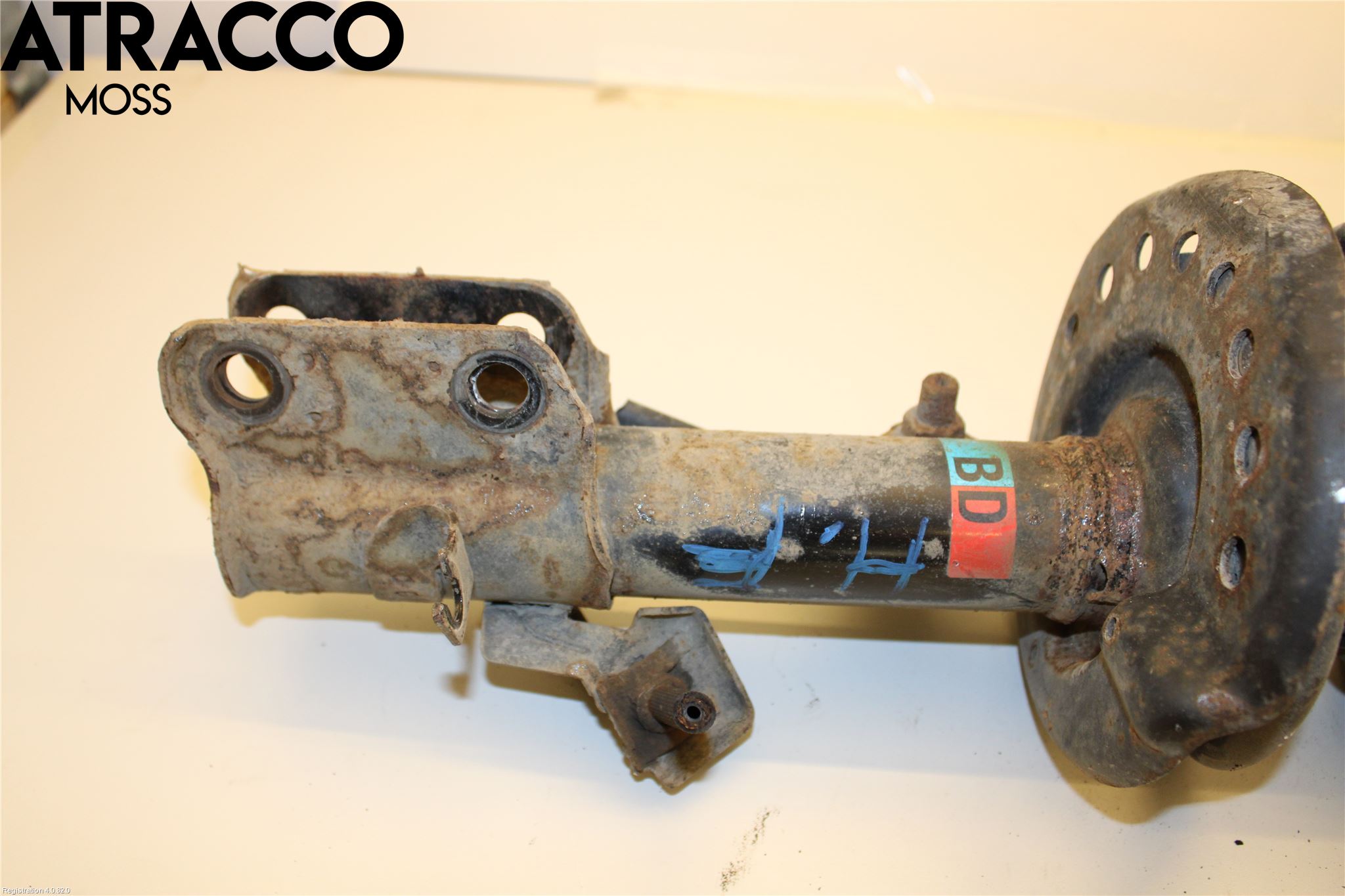 Nissan LEAF 18- Fjærbein Foran Høyre