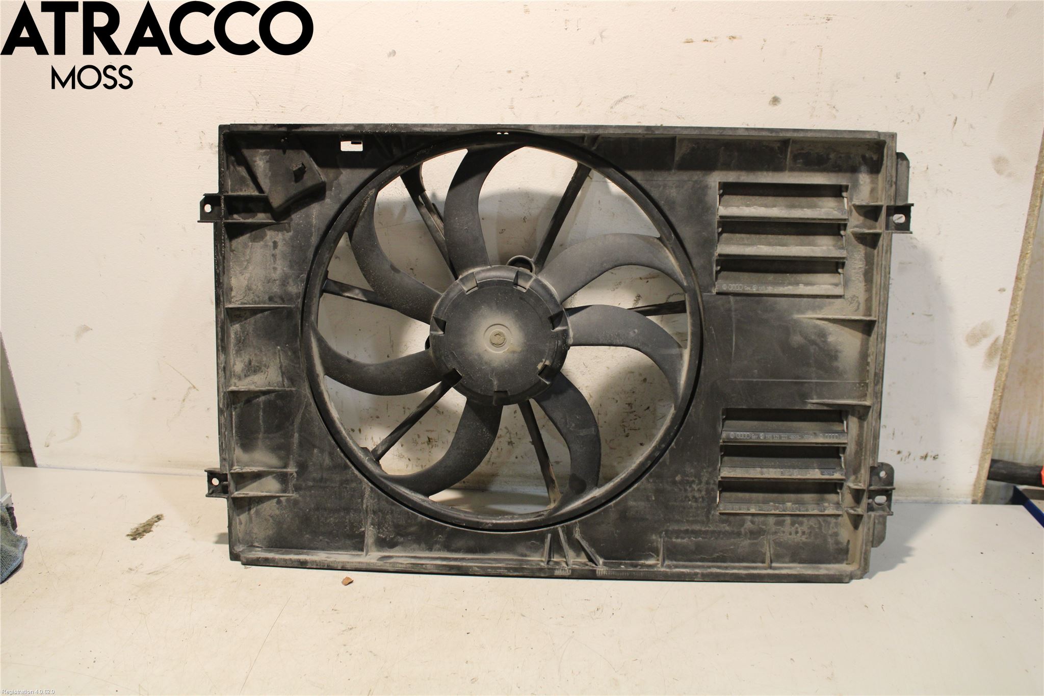 Volkswagen VW GOLF VI 09-13 Kjølevifte Elektrisk