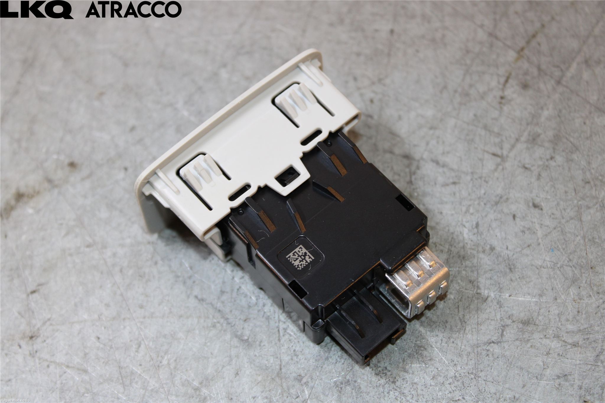 Mercedes-Benz MB EQE (V295) 22- Usb Connection