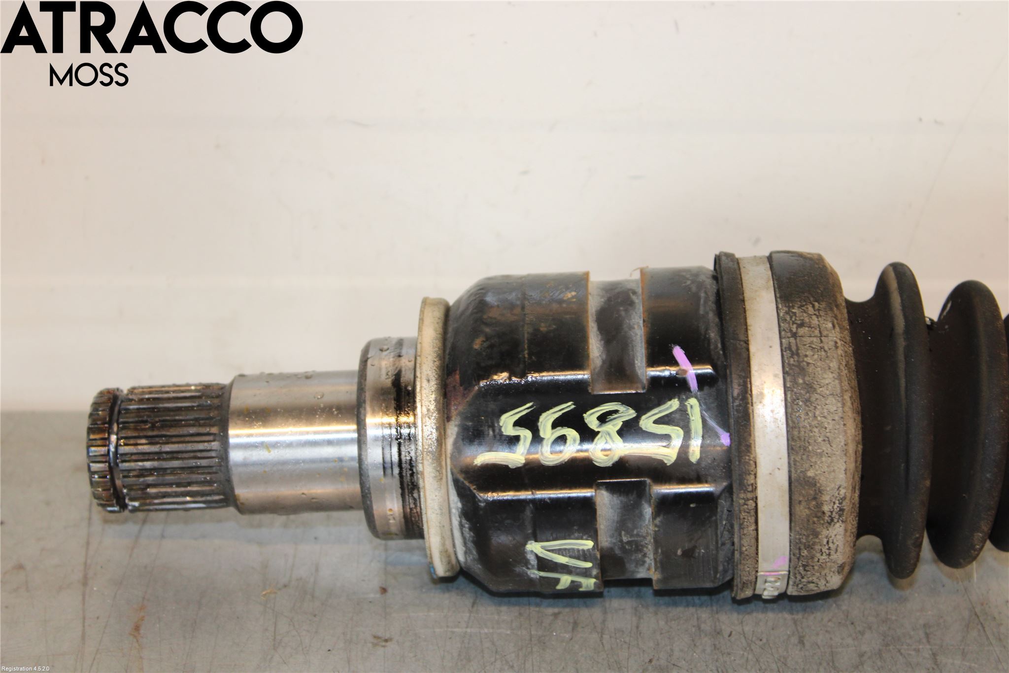 Toyota AURIS 13-19 Drivaksel Foran Kompl Venstre