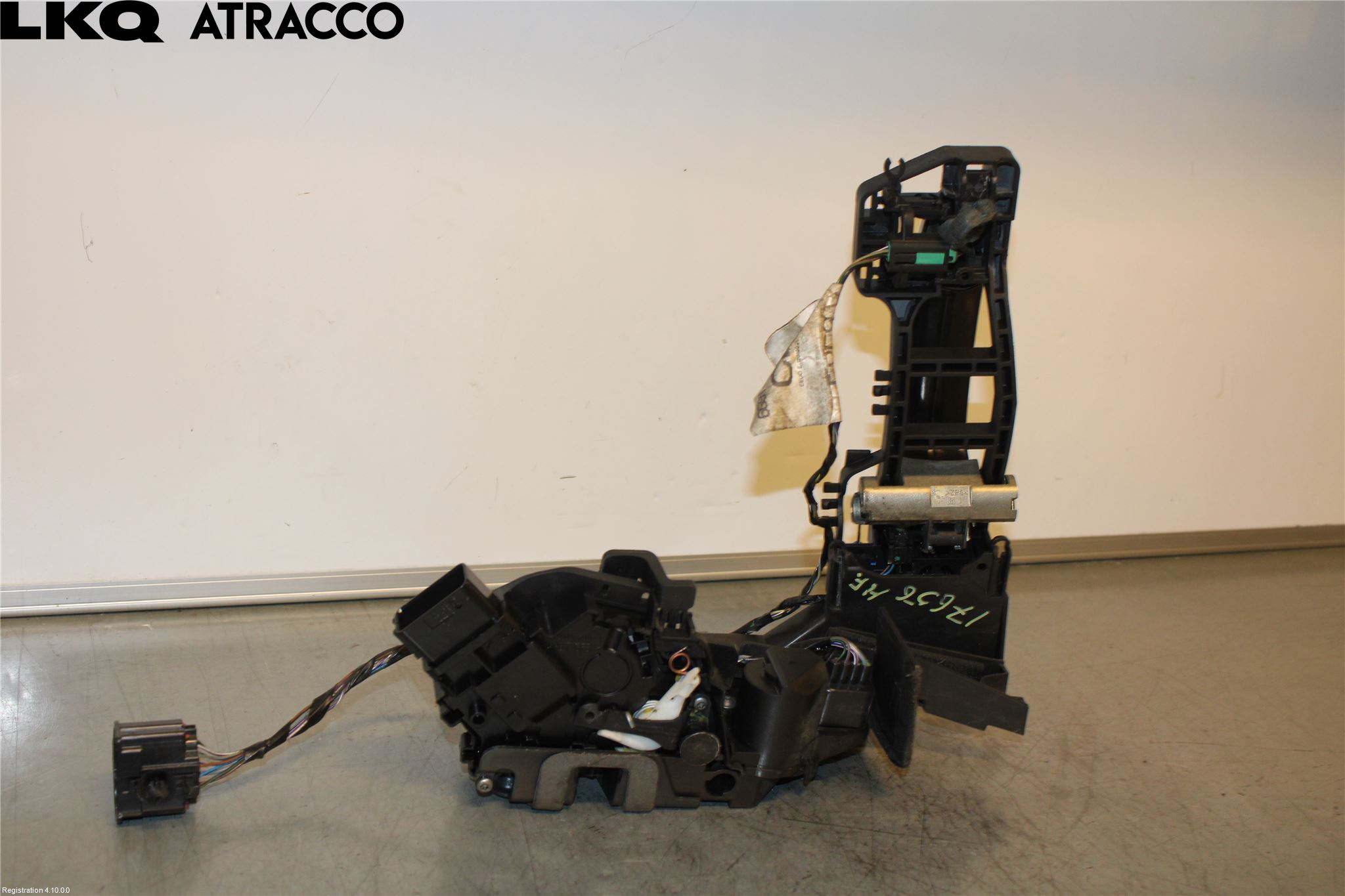 MG 4 23- Dørhandtak Ytre Høyre