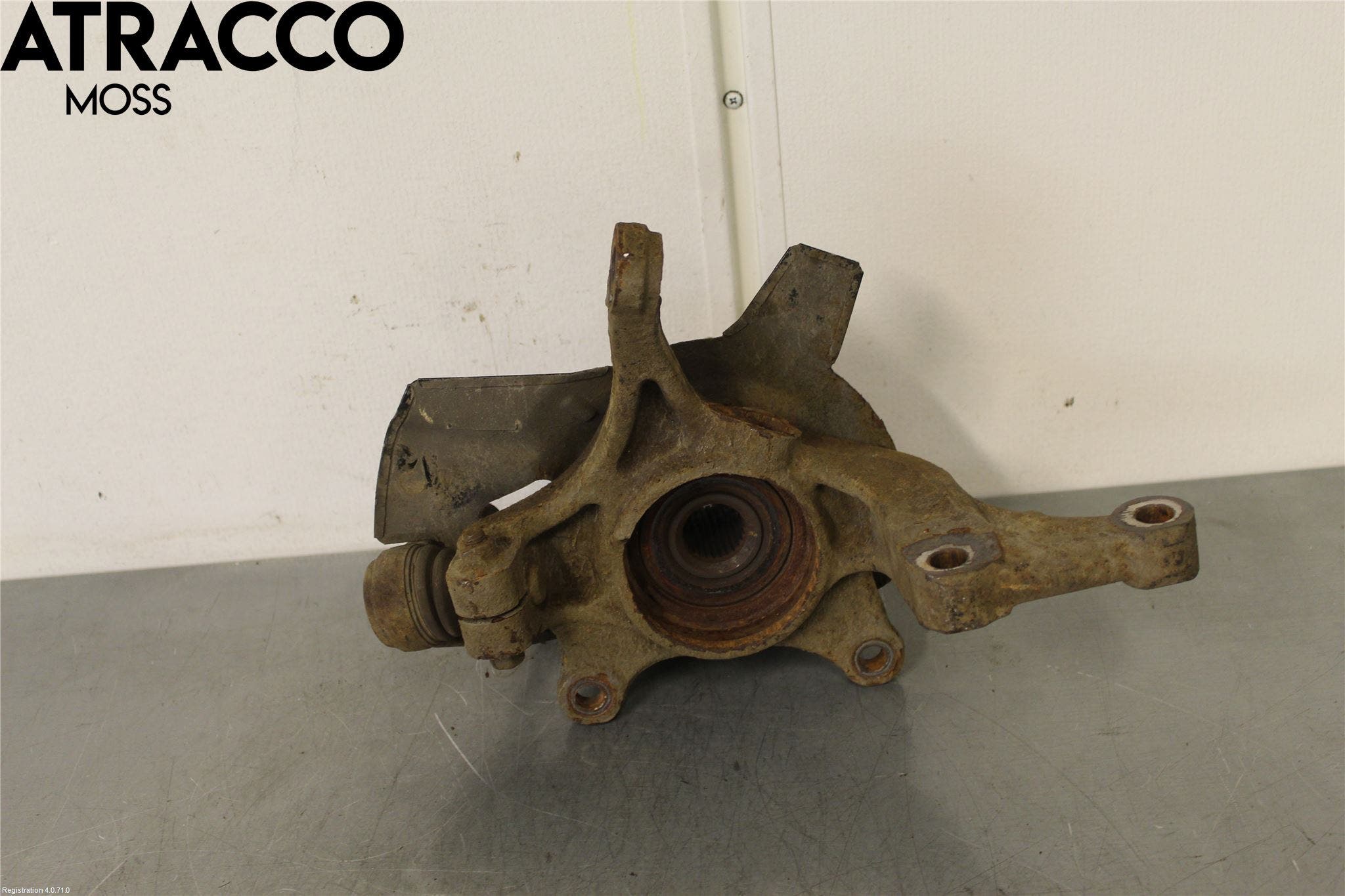 Kia SOUL 09- Spindel Vf