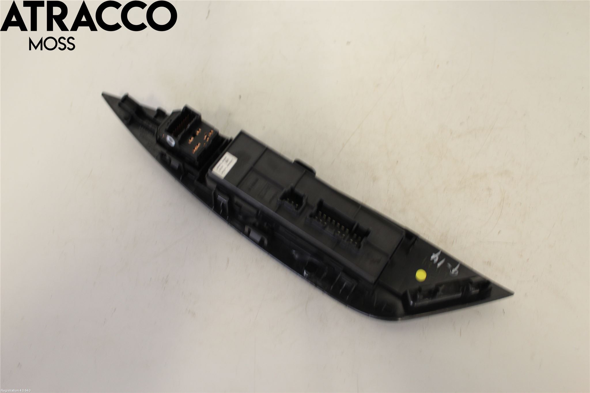 Nissan LEAF 11-17 Bryter Vindusheis