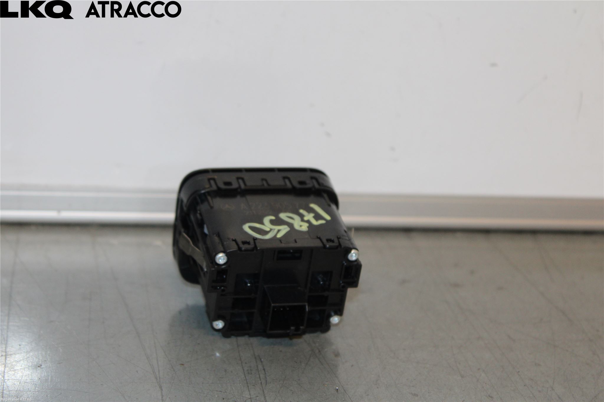 Mercedes-Benz MB C-KLASS (W206) 21- Bryter Parkeringsbrems