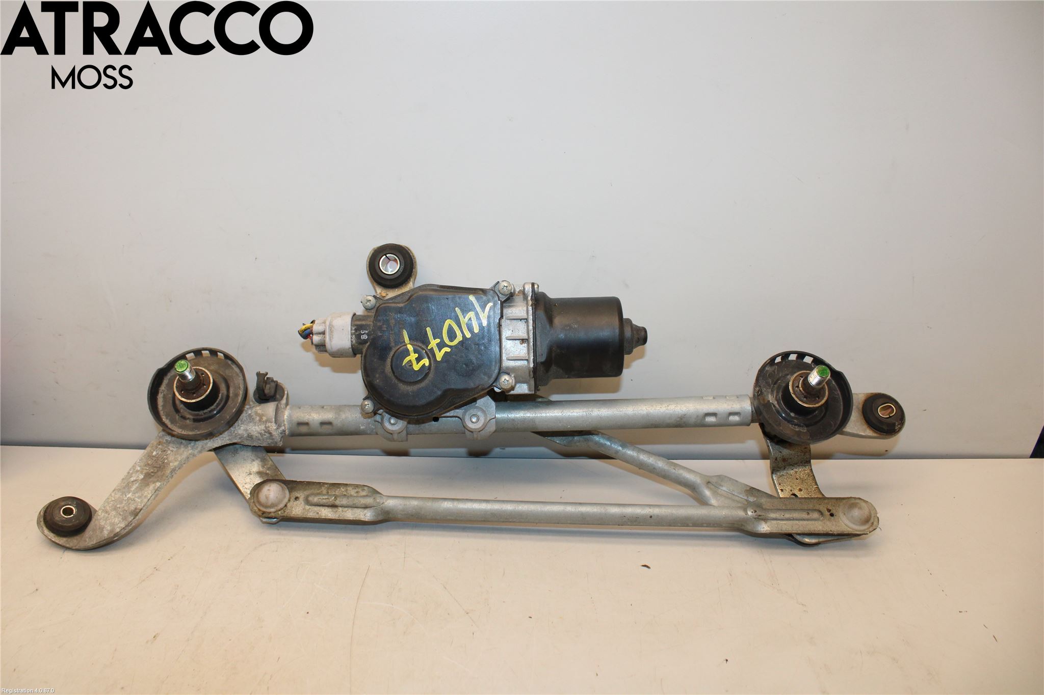 Nissan LEAF 11-17 Viskermotor Frontrute