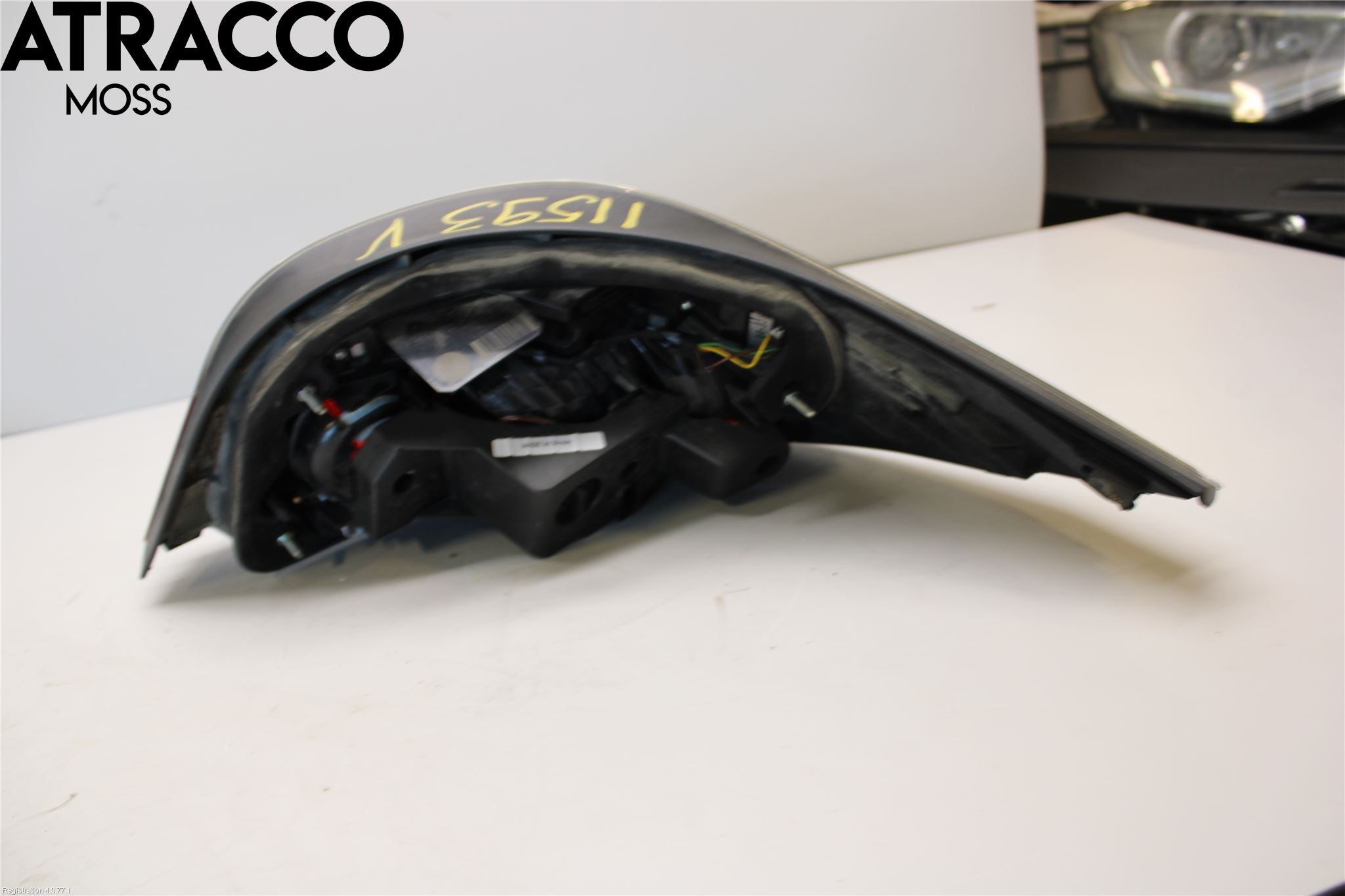 BMW 5 E60/61 Sed/Tou 02-10 Baklykt Venstre