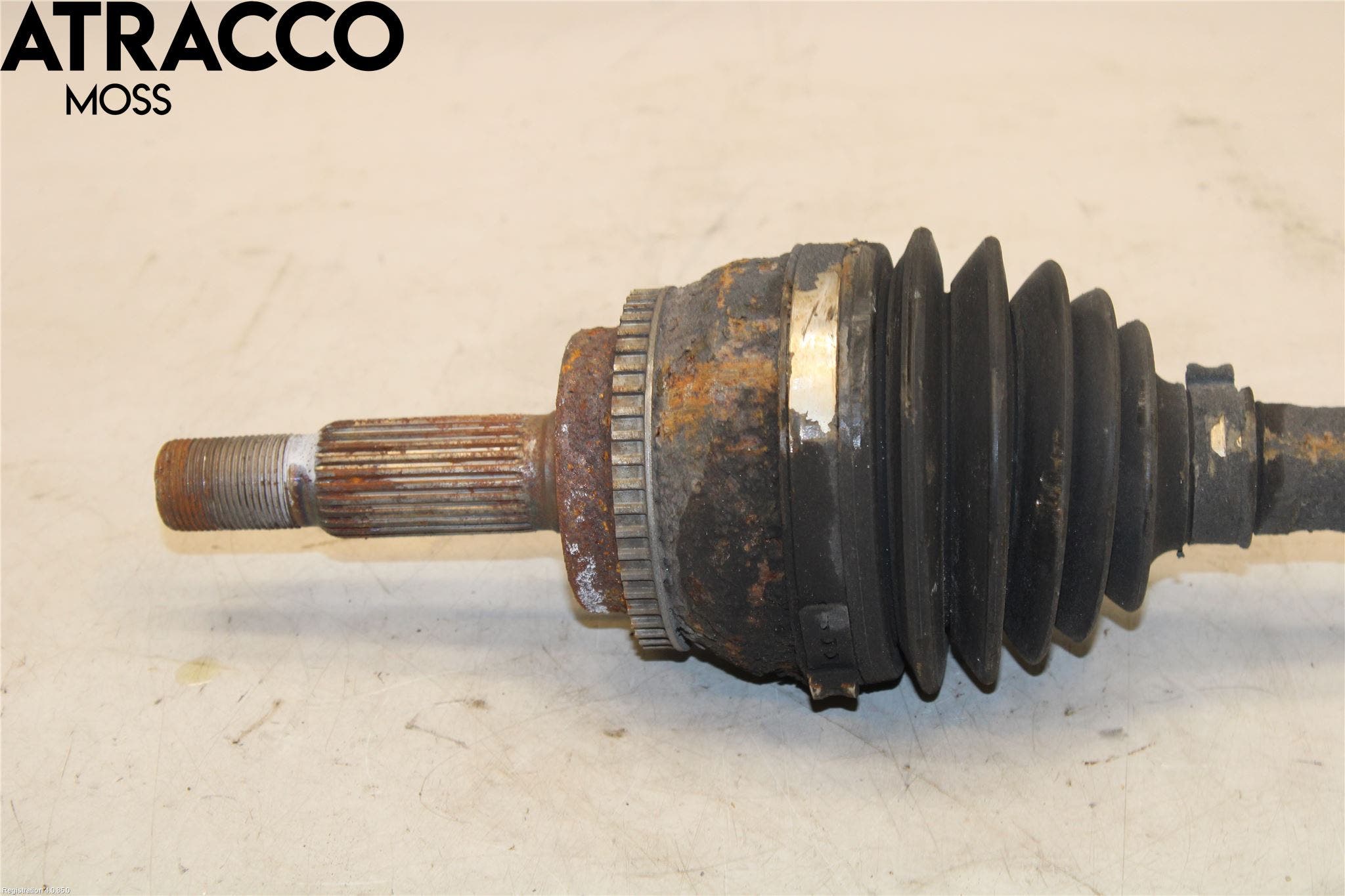 Toyota COROLLA VERSO 04-07 Drivaksel Foran Kompl Venstre