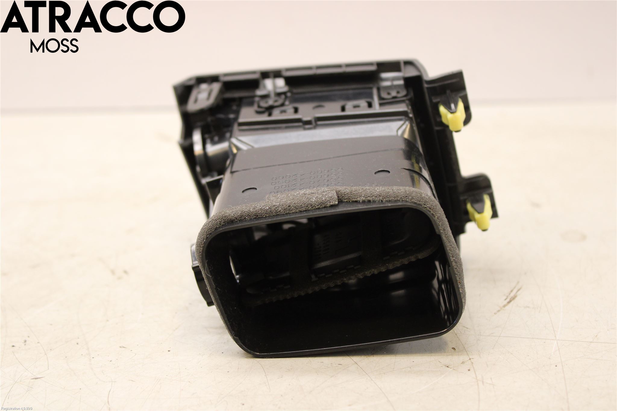 Toyota RAV4 13-18 Dashbord Kanal - Dyse