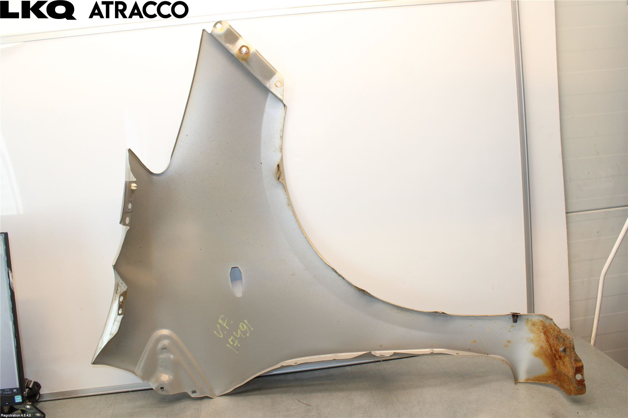 Toyota YARIS XP90 06-11 Skjerm Foran Venstre