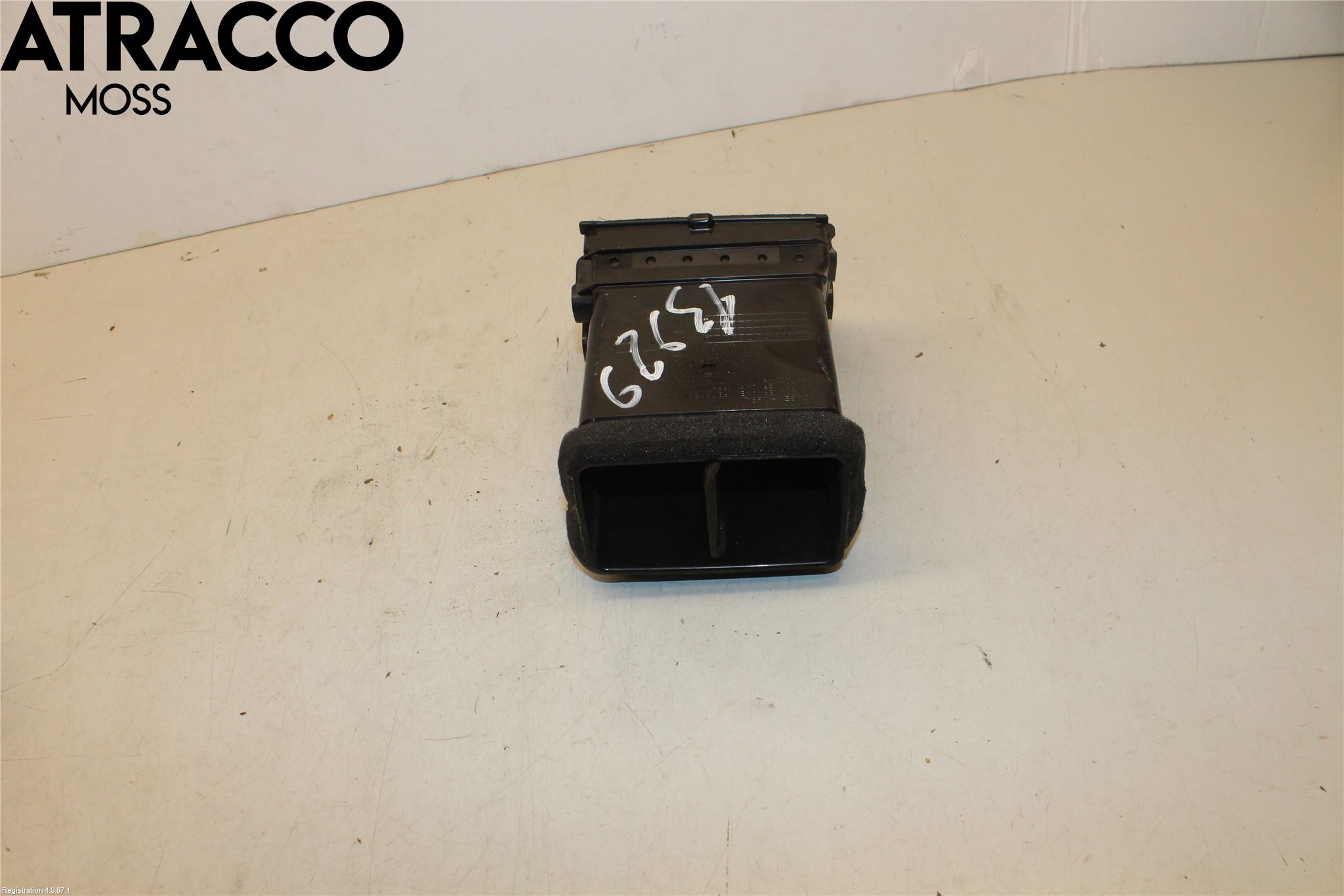 Nissan LEAF 11-17 Dashbord Kanal - Dyse