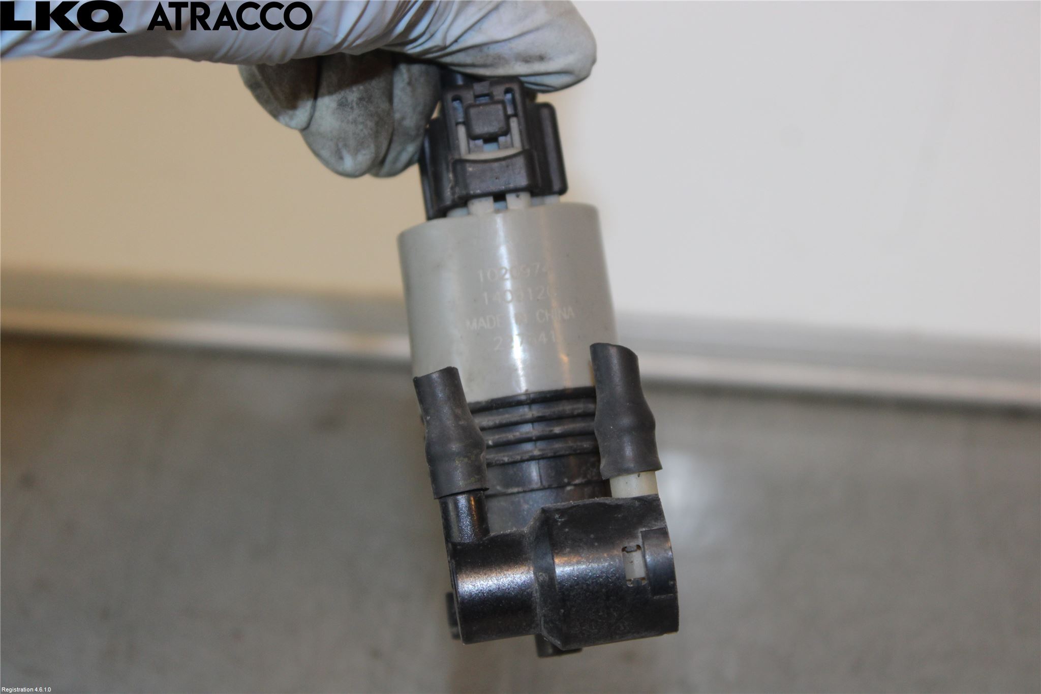 Toyota AURIS 13-19 Spylerpumpe Frontrute