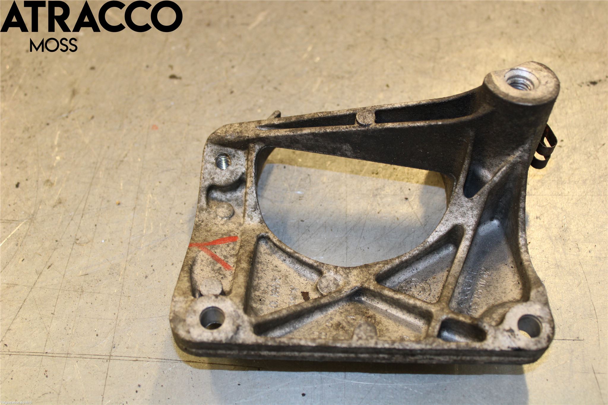 BMW 5 E60/61 Sed/Tou 02-10 Motor Feste Stål-Alu