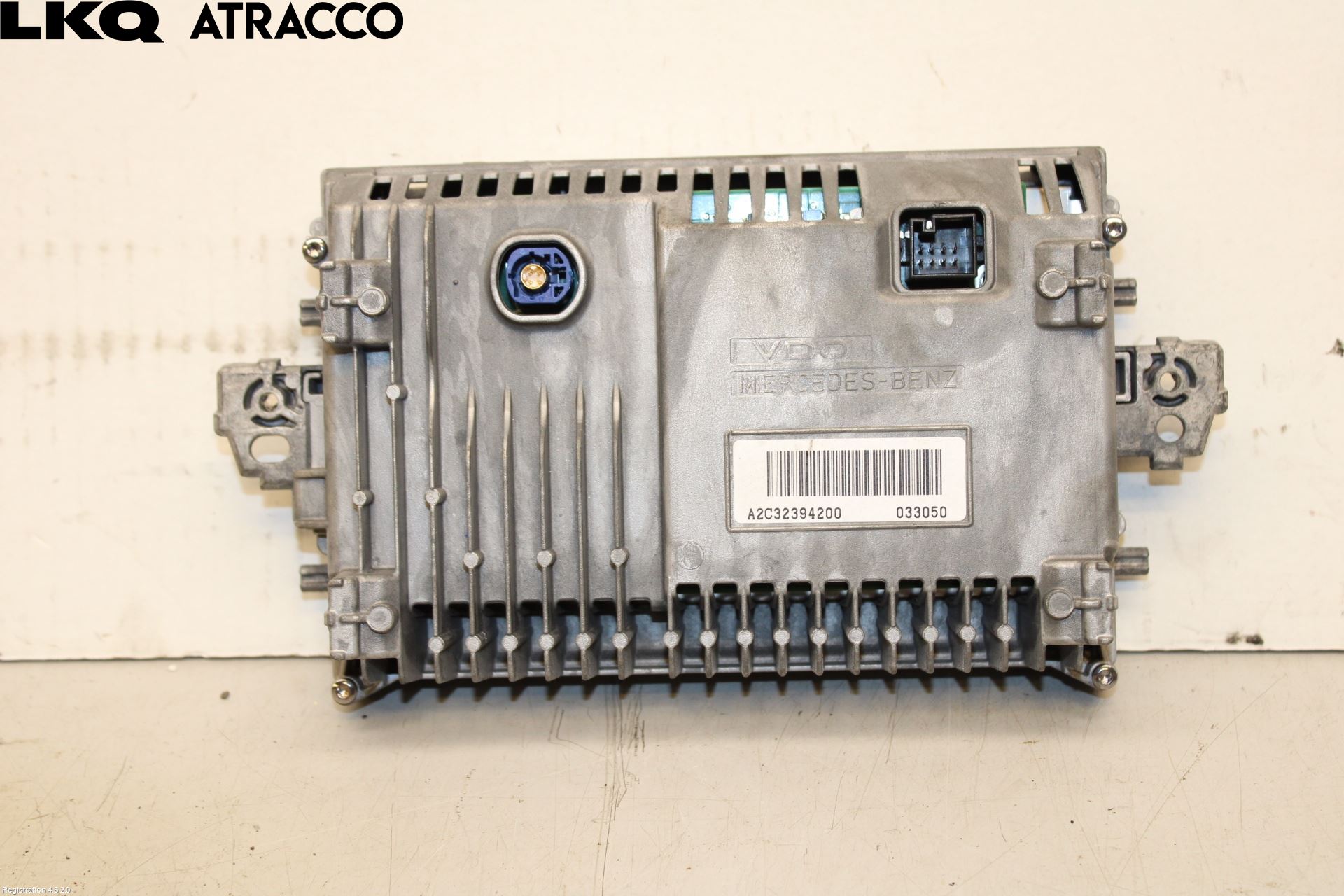 Mercedes-Benz MB E-KLASS (W212) 09-16 Instr Skjerm Dvd-Gps-Ac-Tlf