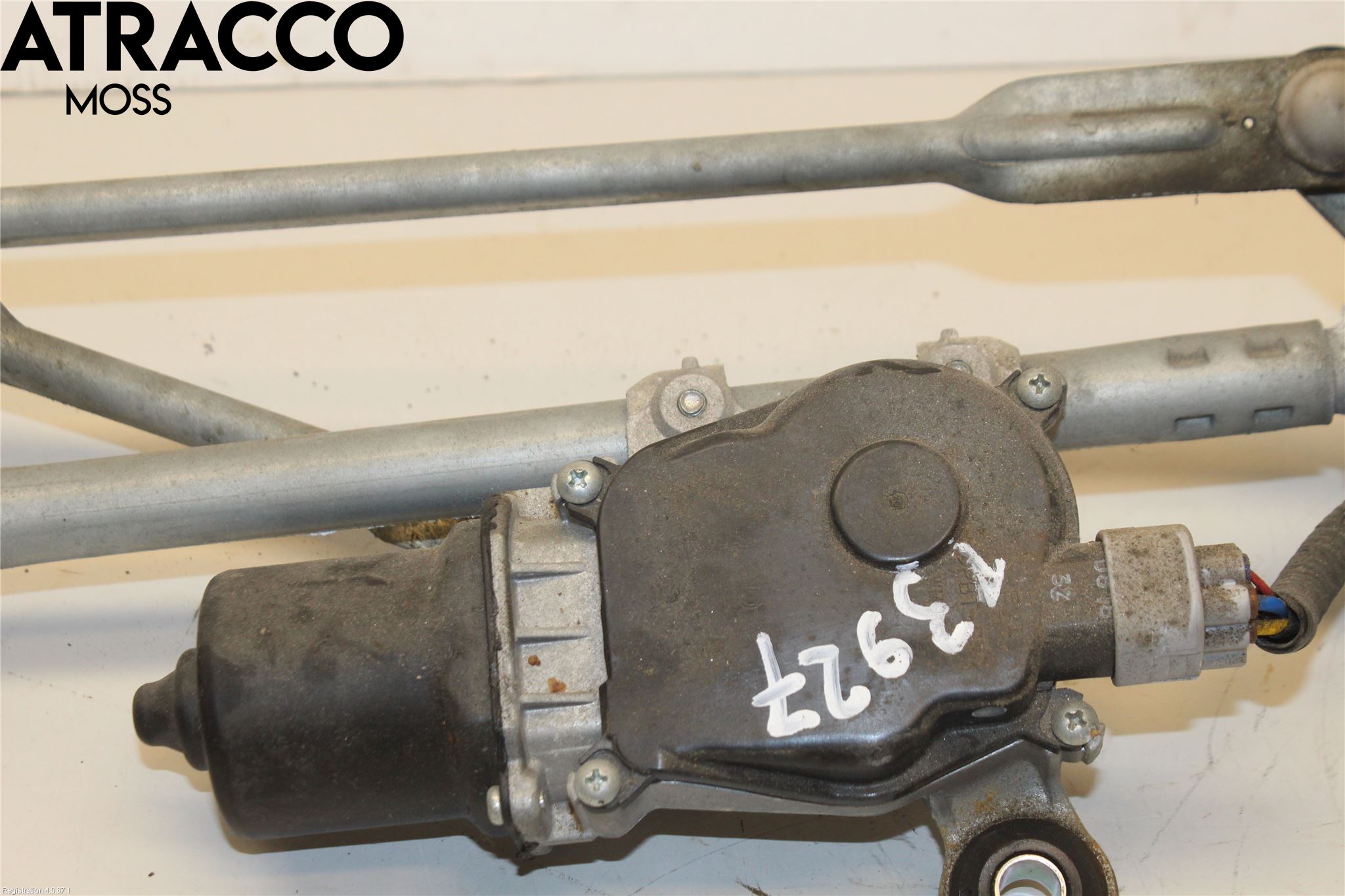 Nissan LEAF 11-17 Viskermotor Frontrute