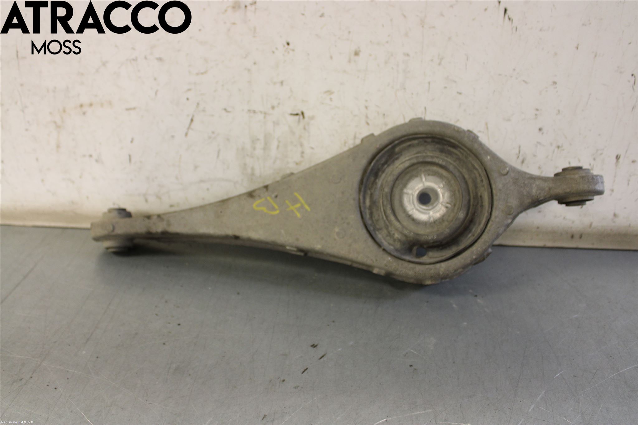 Volvo XC70 08-13 Bærearm Bak  Venstre - Høyre