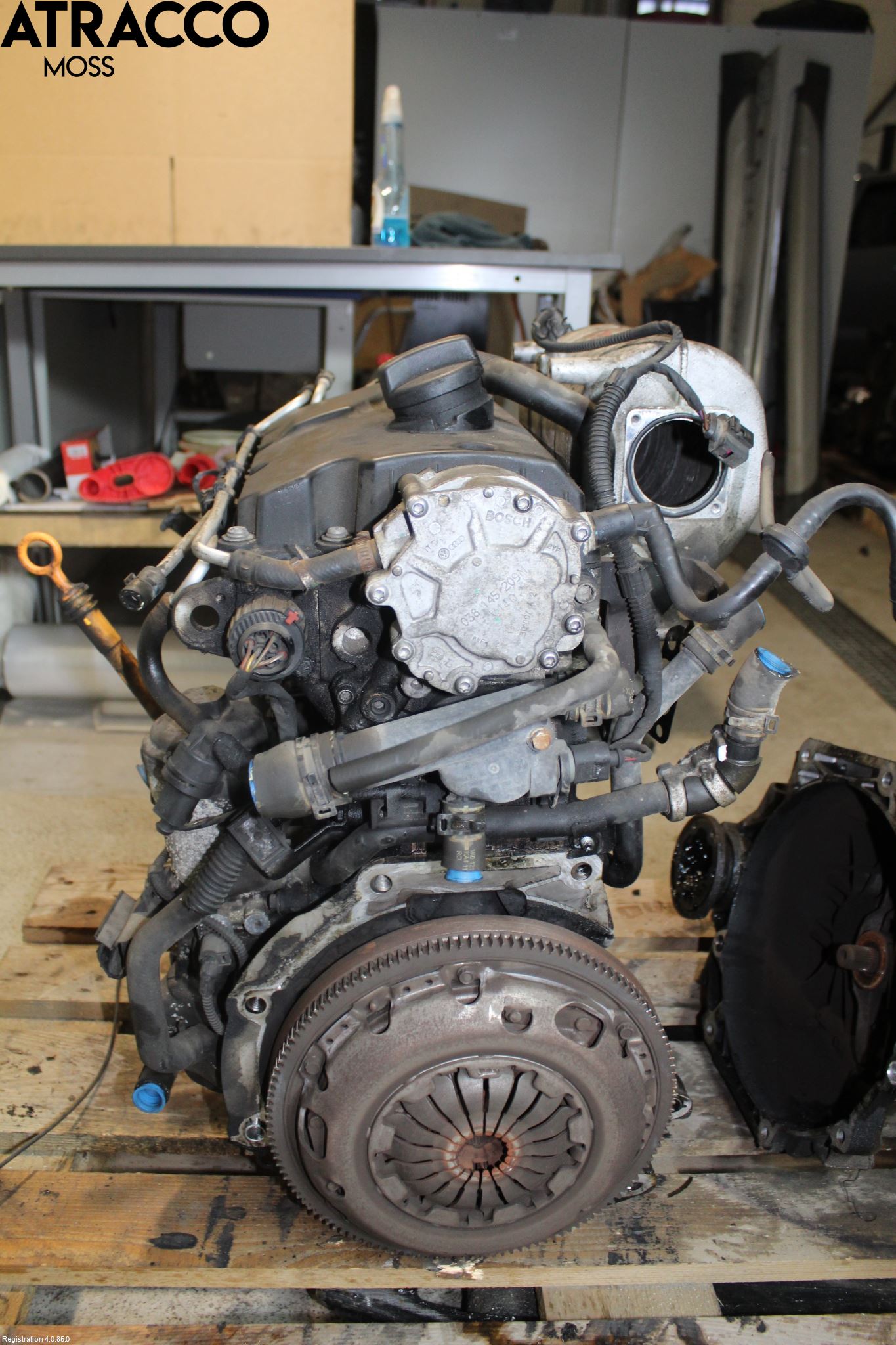 Volkswagen VW CADDY      04-10 Motor Diesel